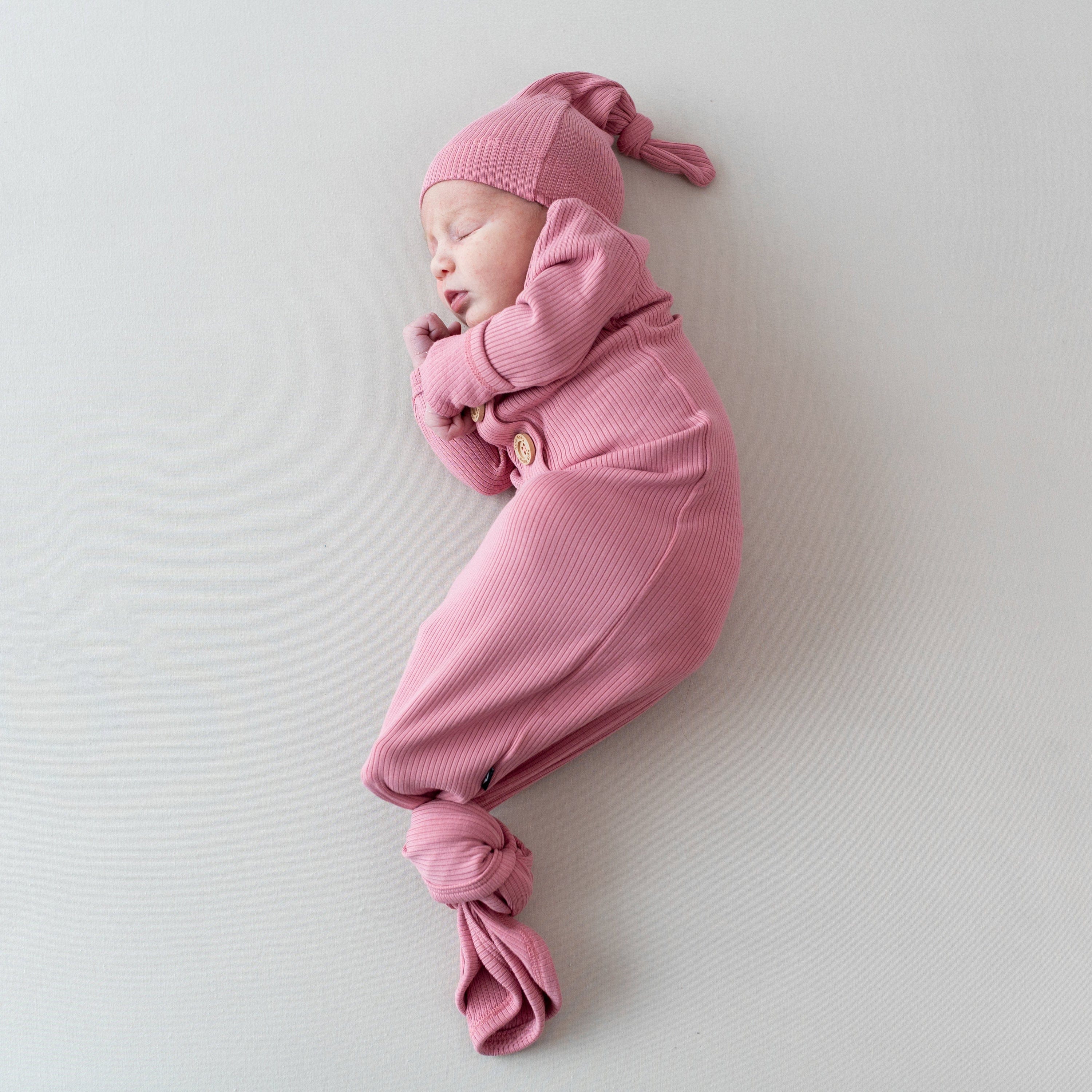  Ribbed Knotted Gown with Hat Set in Apple Blossom、mySite、layawaytickets