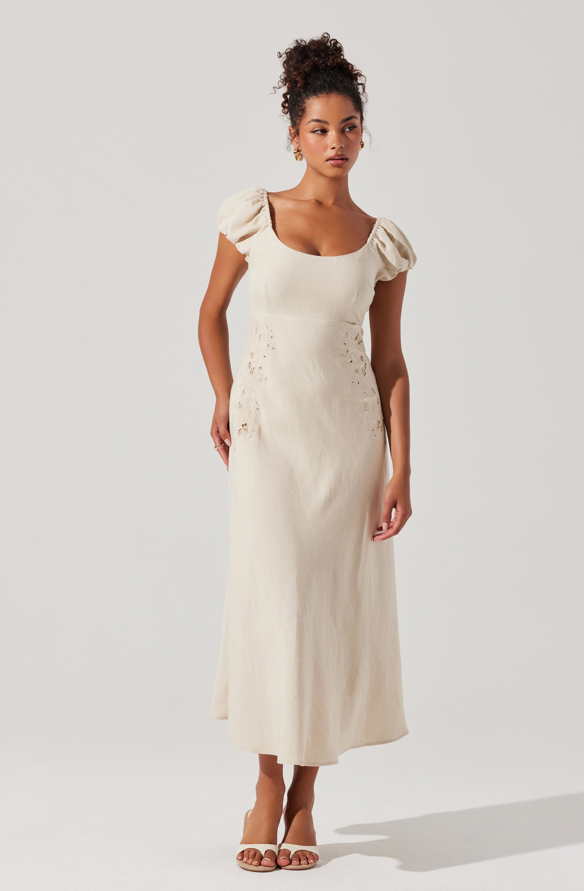 Leocadia Embroidered Puff Sleeve Dress、mySite、solidvoid