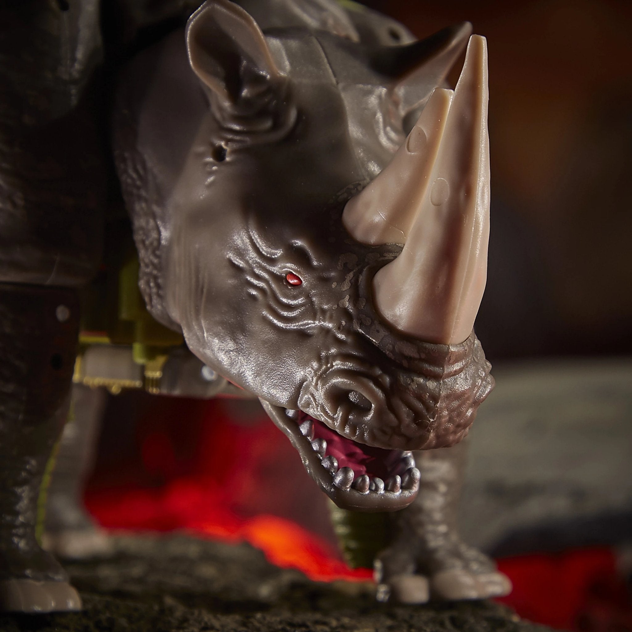 Transformers War for Cybertron Kingdom Voyager Rhinox、mySite、hgirdovlk