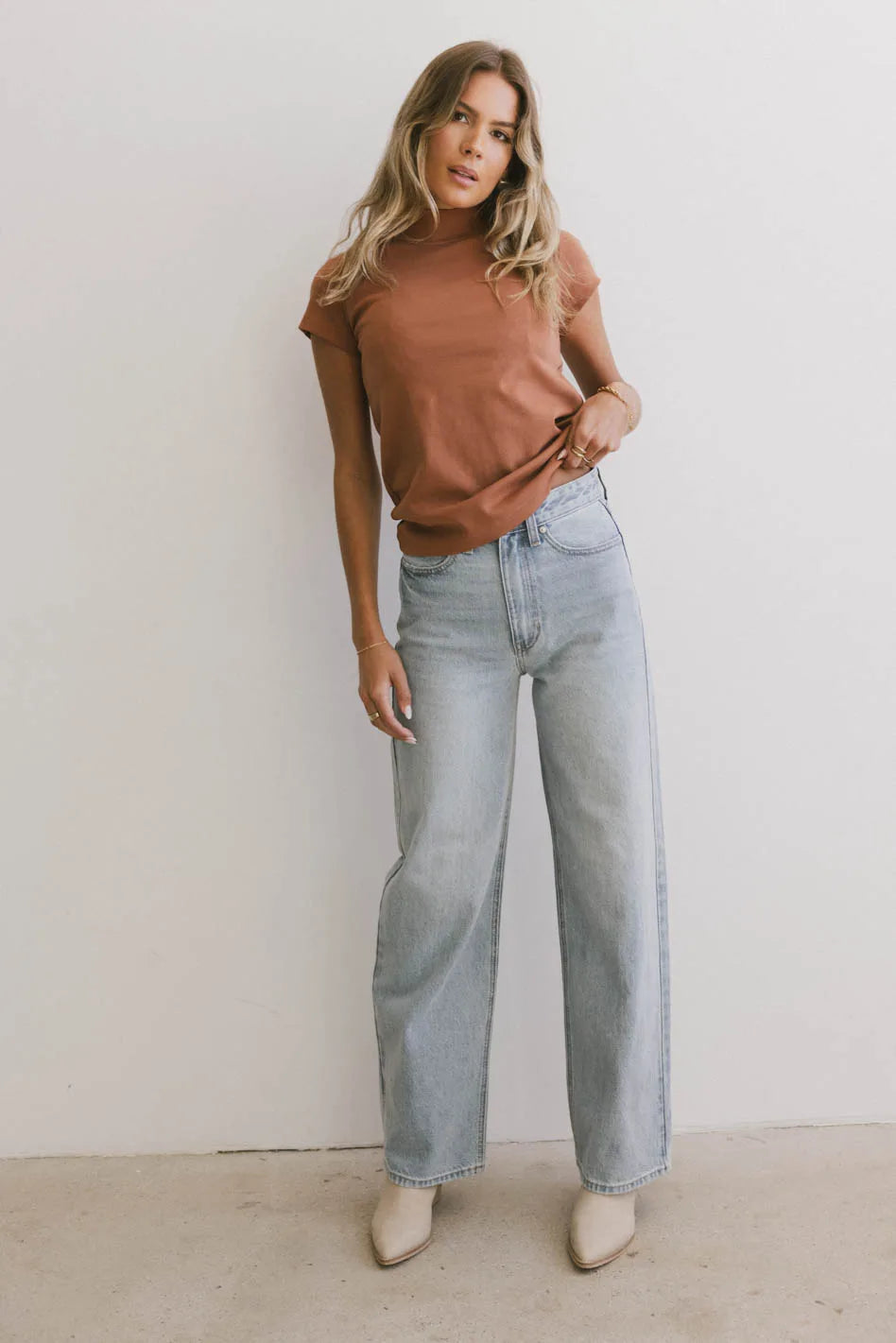 {product_title} - {shop_name}