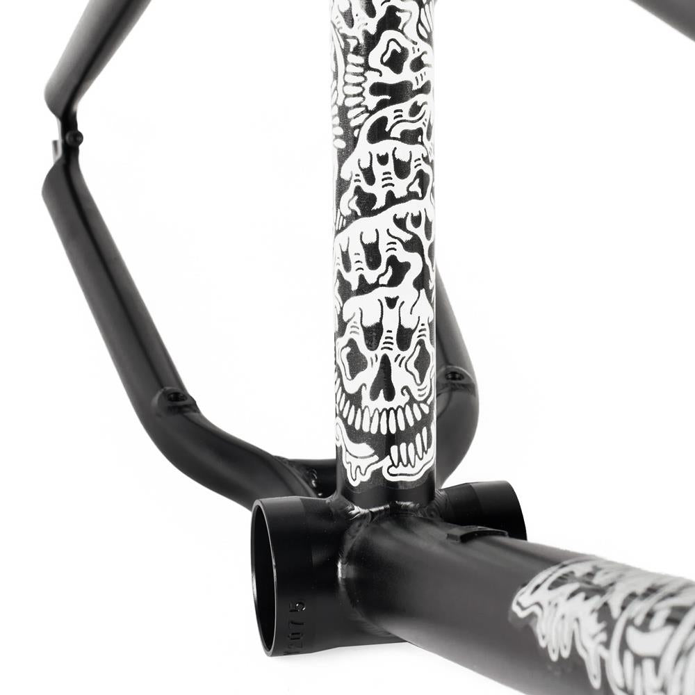  Cult Corey Walsh Frame、mySite、merchandisen