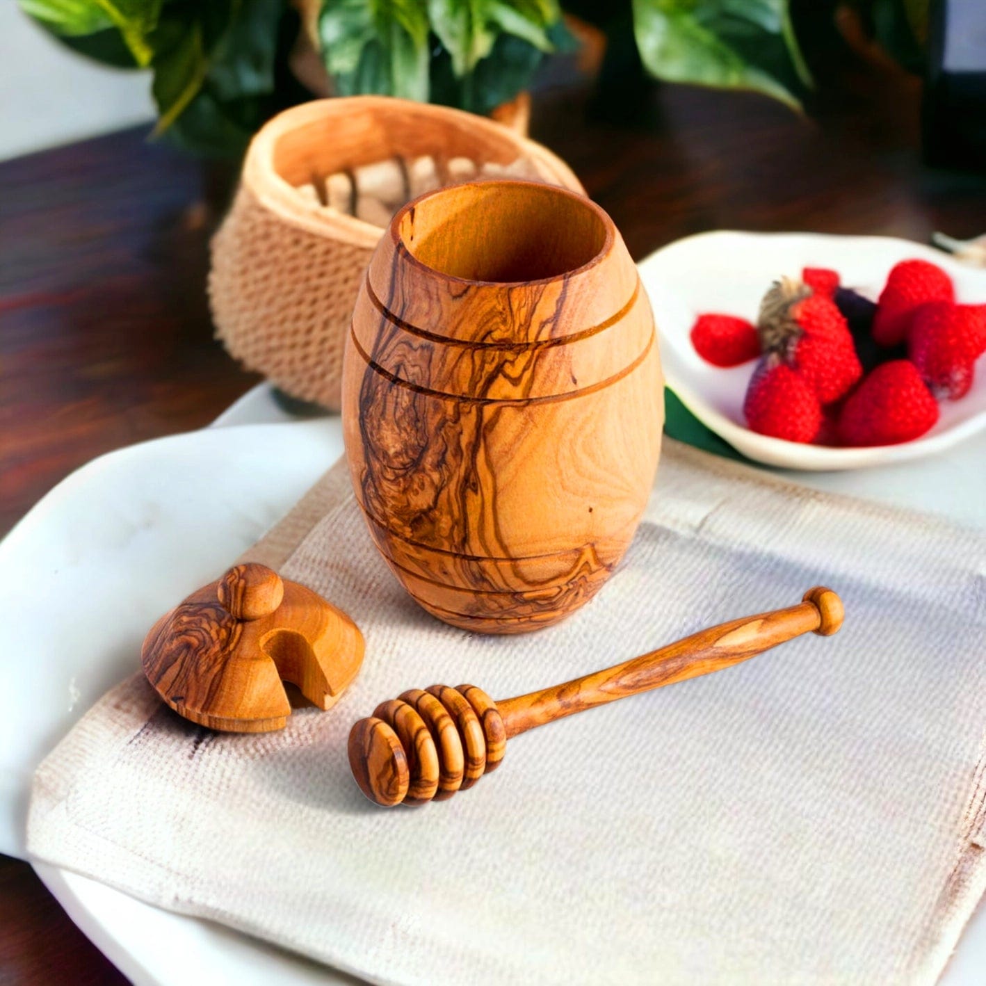 Shana Tova Olive Wood Honey Pot and Dipper、mySite、topwebapps