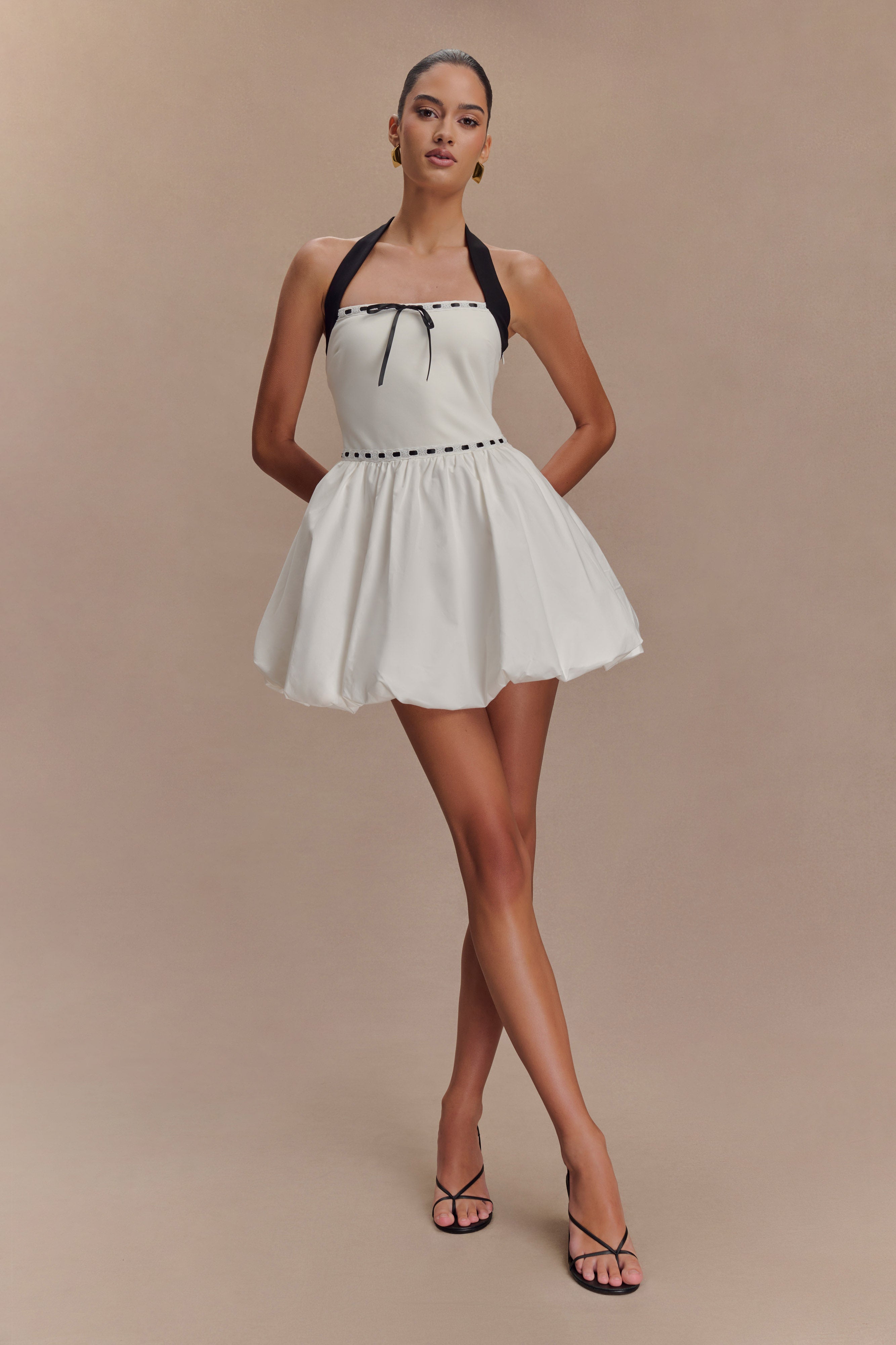 Queenie Halter Bubble Mini Dress - Black/White、mySite、solidvoid