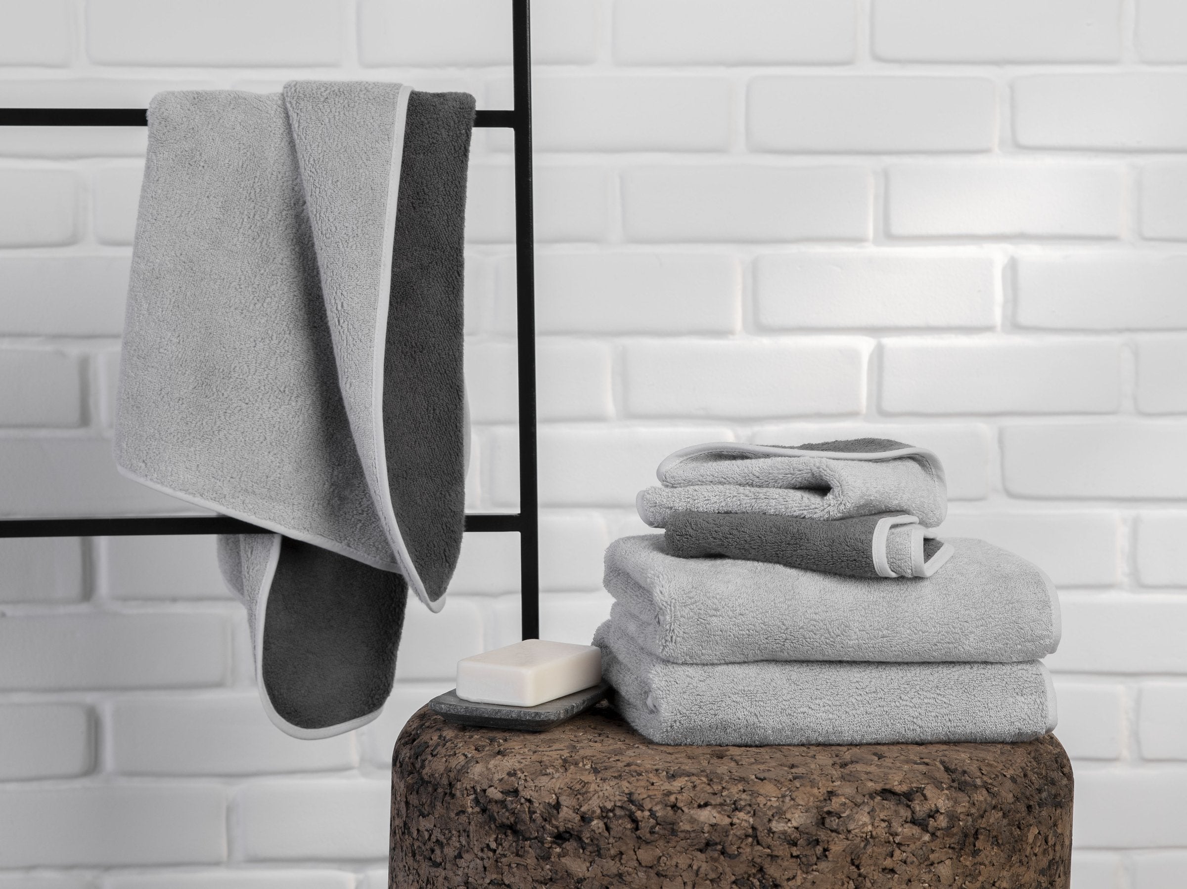  Two Tone Towels (Grey and Coal)、mySite、sugarbowlscore