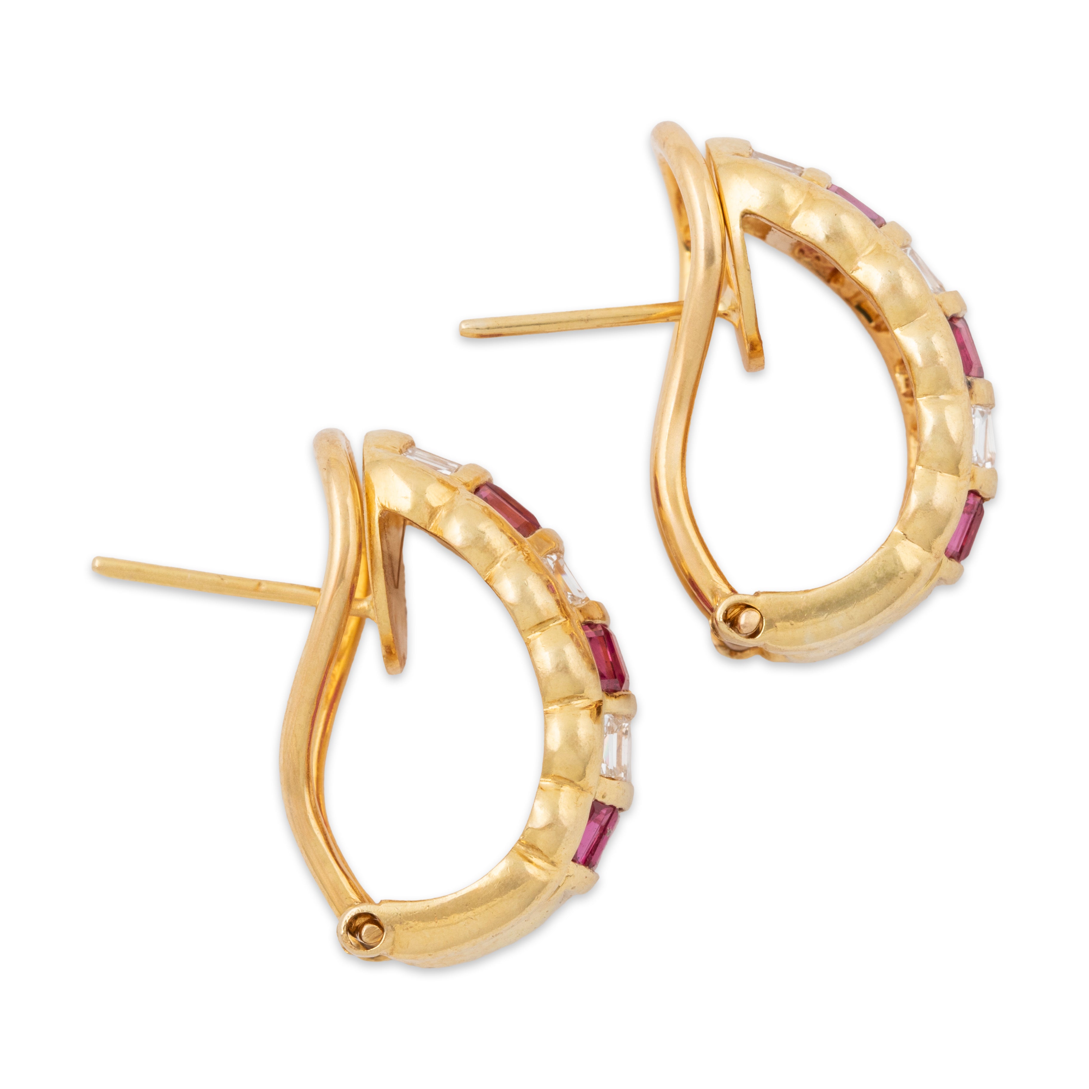 Vintage 18k Yellow Gold 1.08cttw Ruby .9cttw Diamond Omega Back Earrings、mySite、hinf8tx79