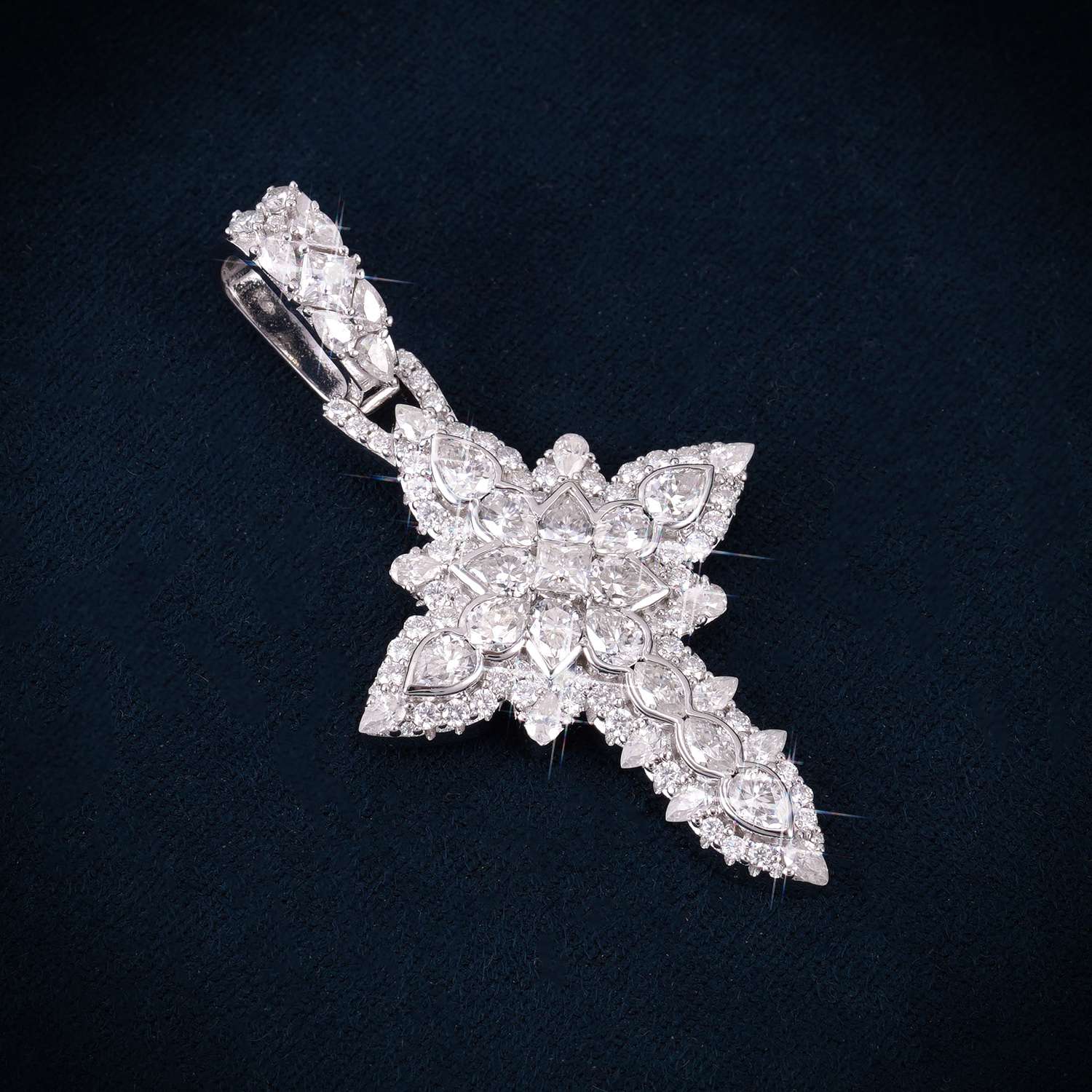 Princess Cut Moissanite Cross Pendant 14K Gold、mySite、hinf8tx79