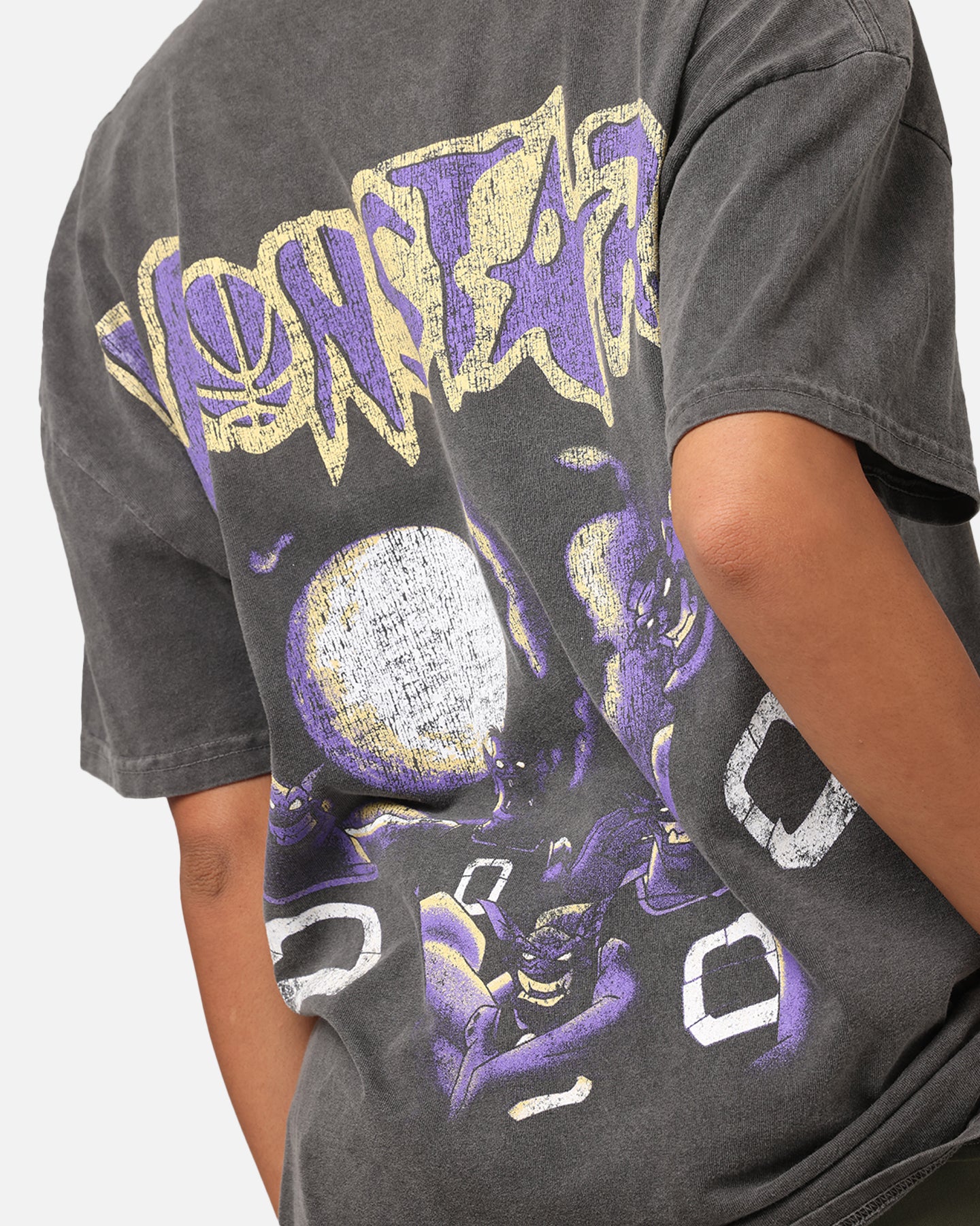 {product_title} - {shop_name}