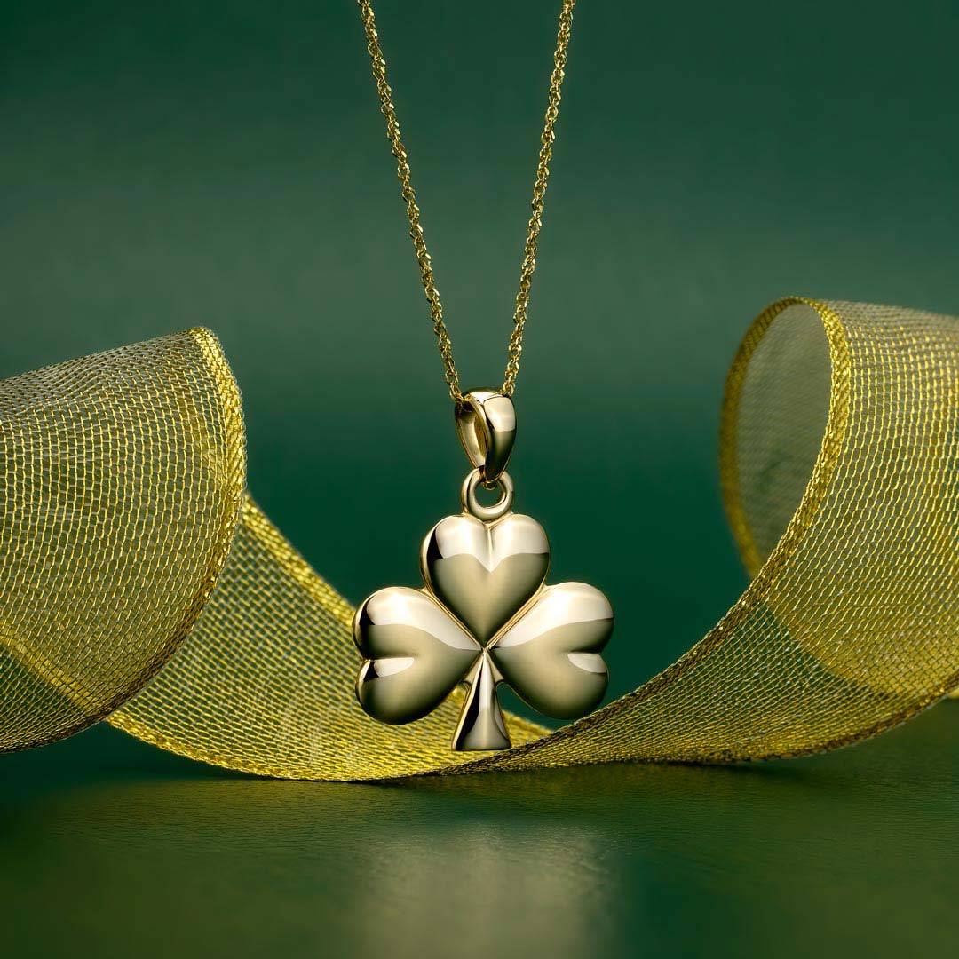  Gold Shiny Shamrock Pendant