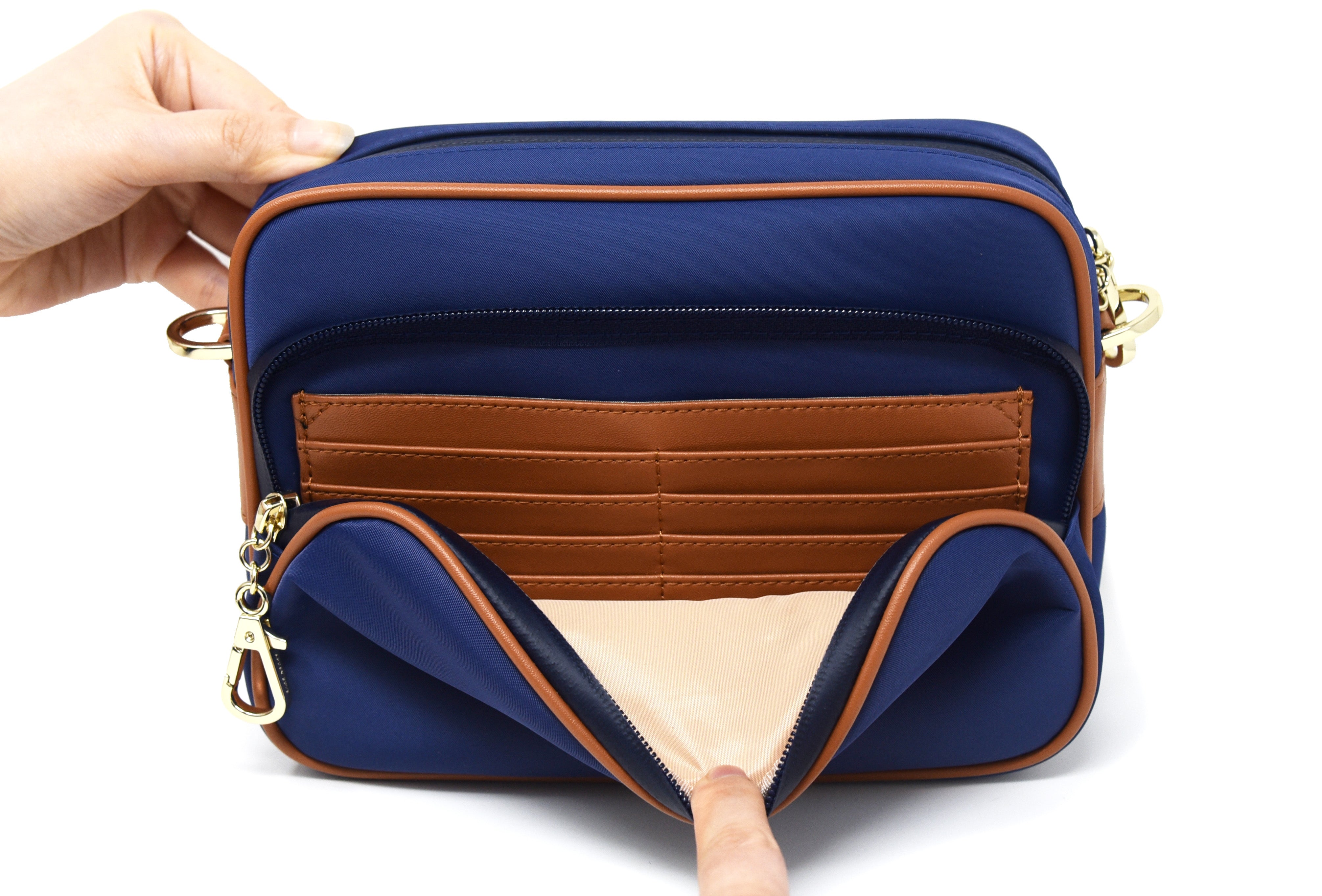 Crissy Full Crossbody with Locking Clasps Strap、mySite、garagedoors4me