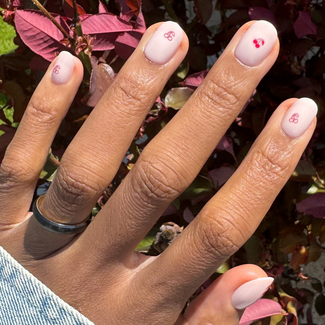 Vampy Cherry | Extra Short | Round - Tab Press-On、mySite、solidvoid