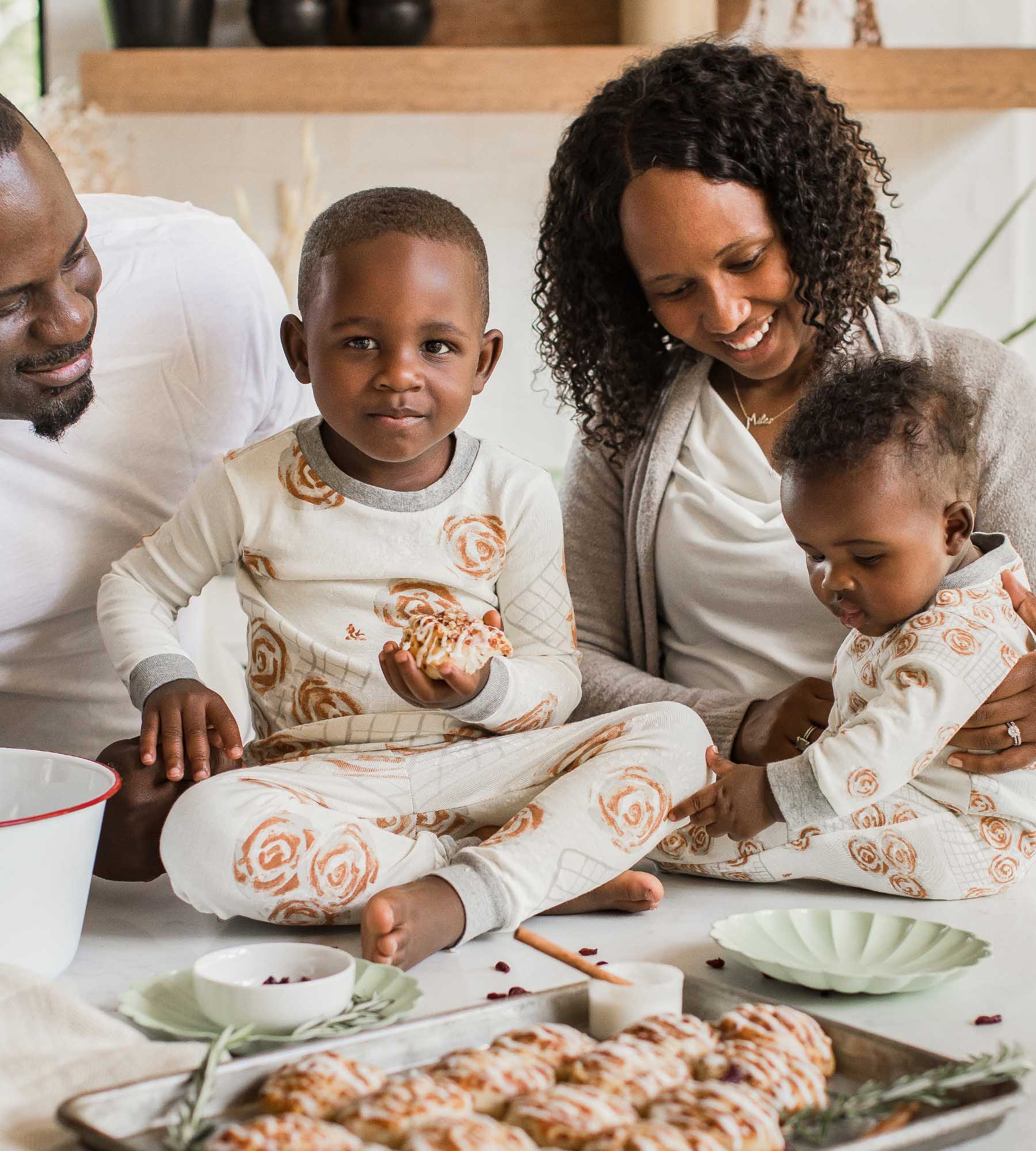 Gooey Cinnamon Rolls Organic Cotton Pajamas、mySite、g9winljtr