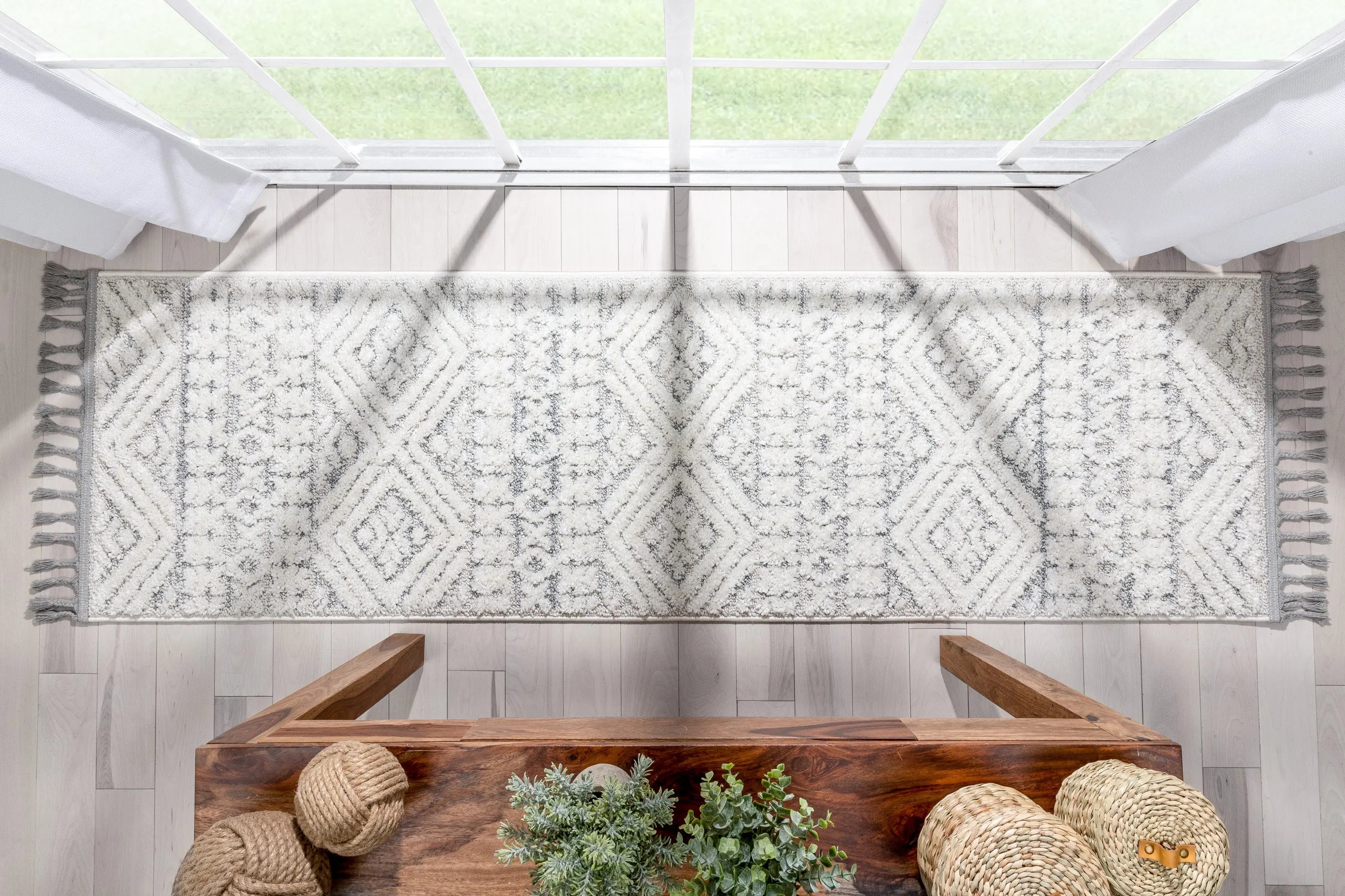 Eliana Tribal Geometric Chevron pattern Cream High-Low Textured Rug、mySite、gigharbornorthrealestate