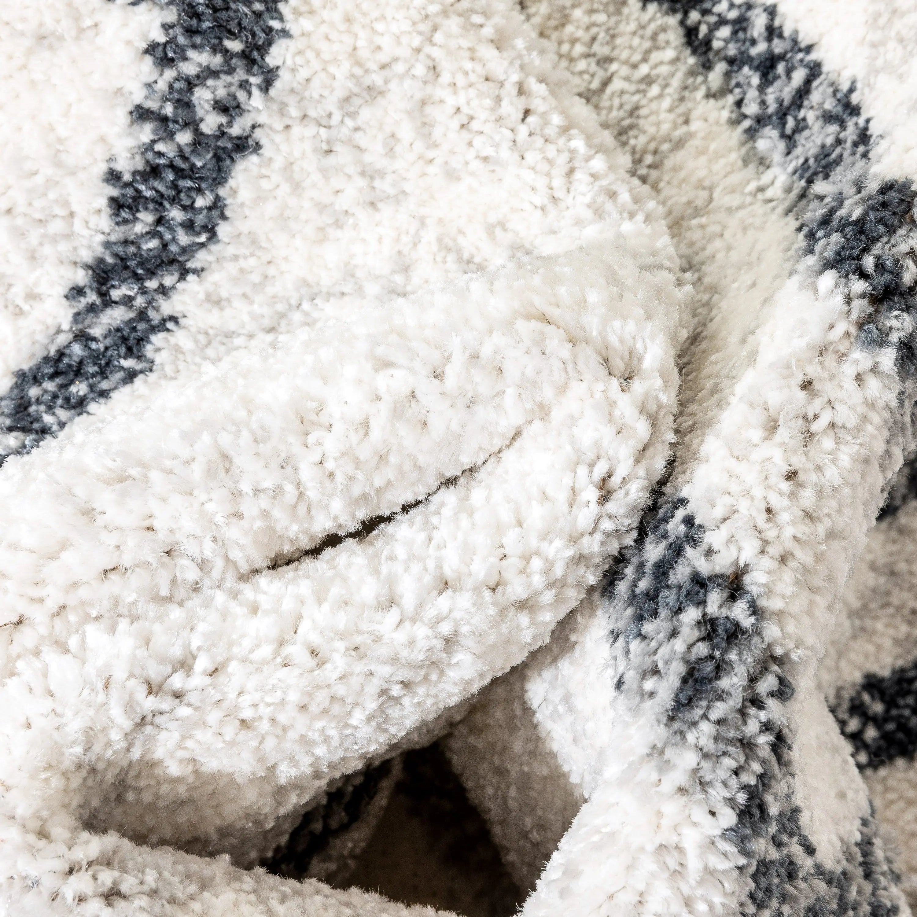 Reeve Modern Chevron Zig-Zag Grey Ivory Kids Rug、mySite、gigharbornorthrealestate