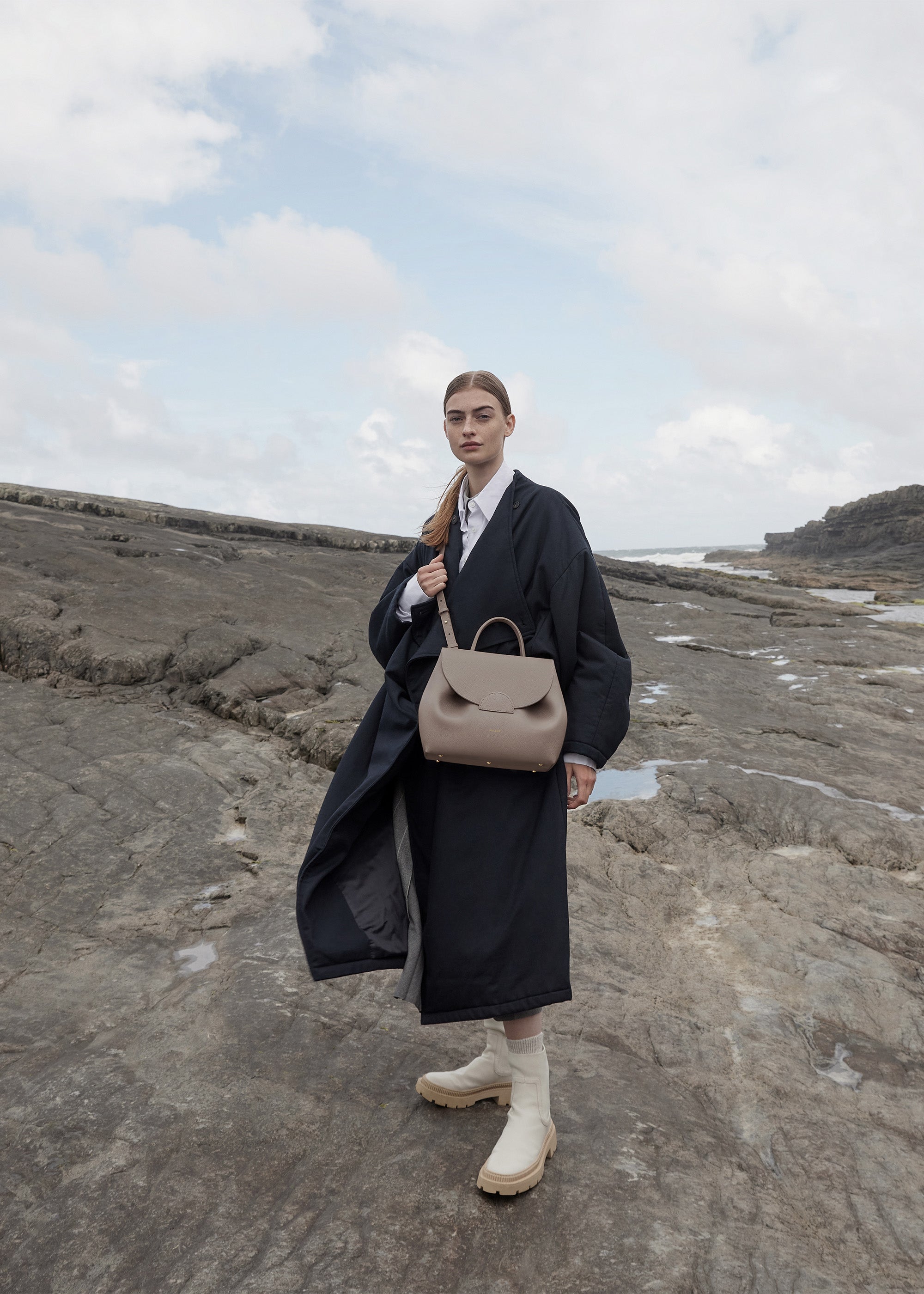 Num茅ro Un - Gris Grain茅、mySite、camillekostekn