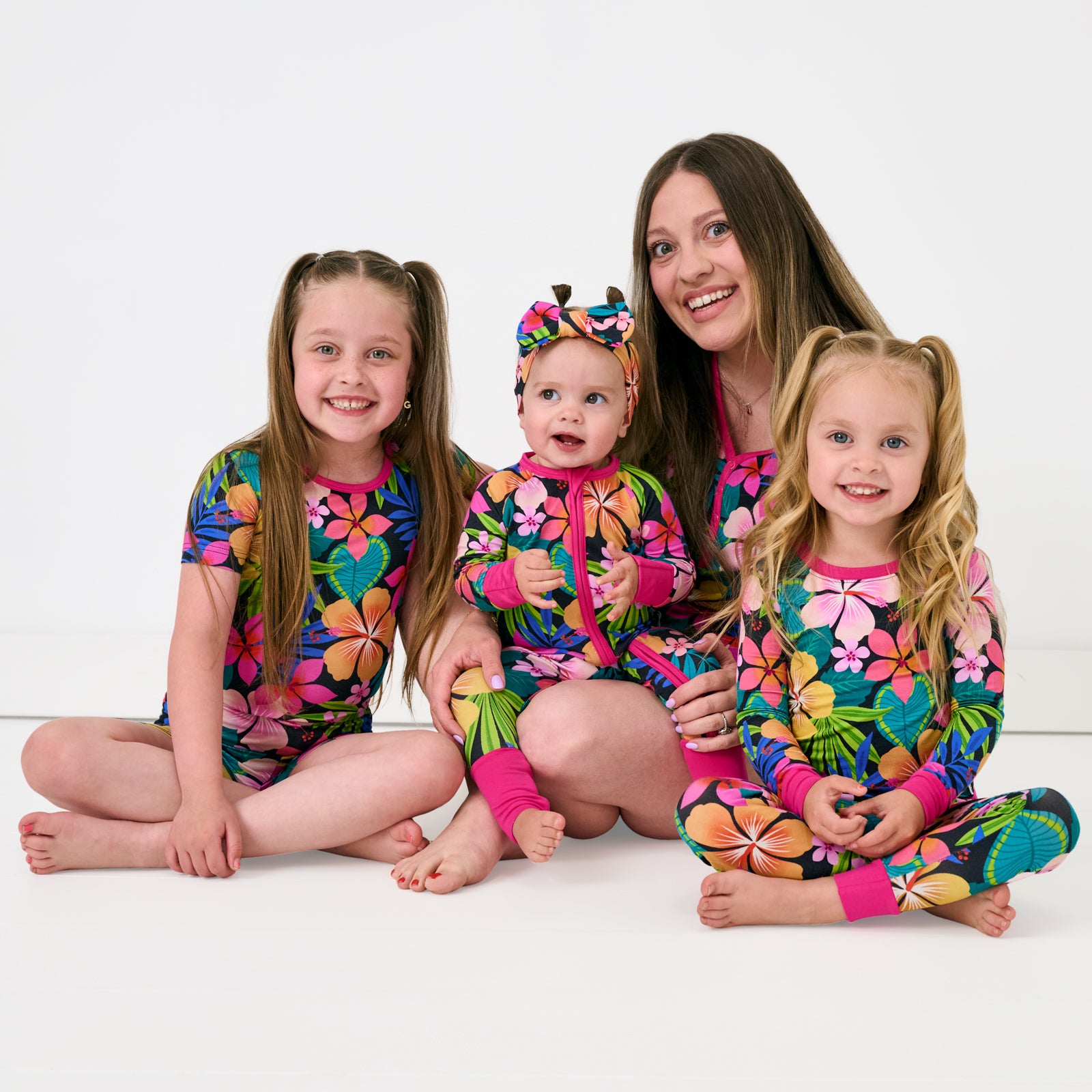 Jungle Blooms Women's Short Sleeve Pajama Top、mySite、g9winljtr