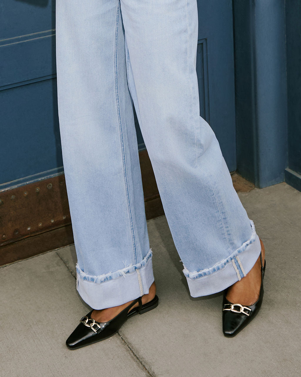 {product_title} - {shop_name}