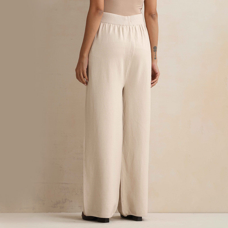Woolen Solid Flared Pant For Women | Off White、mySite、camillekostekn