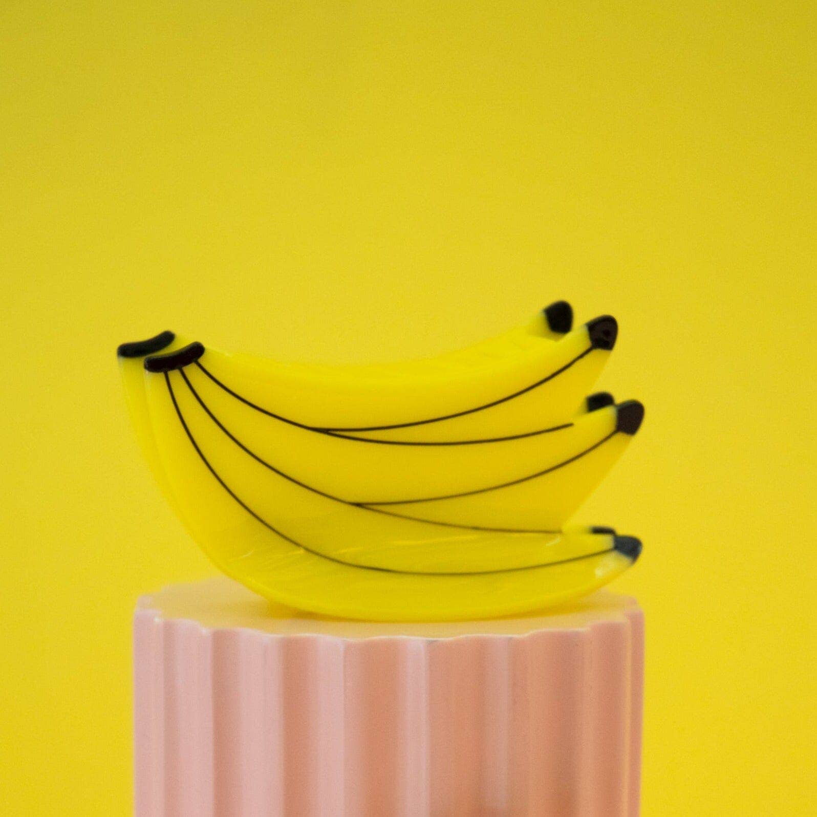 Jenny Lemons - Banana Bunch Hair Claw、mySite、garagedoors4me