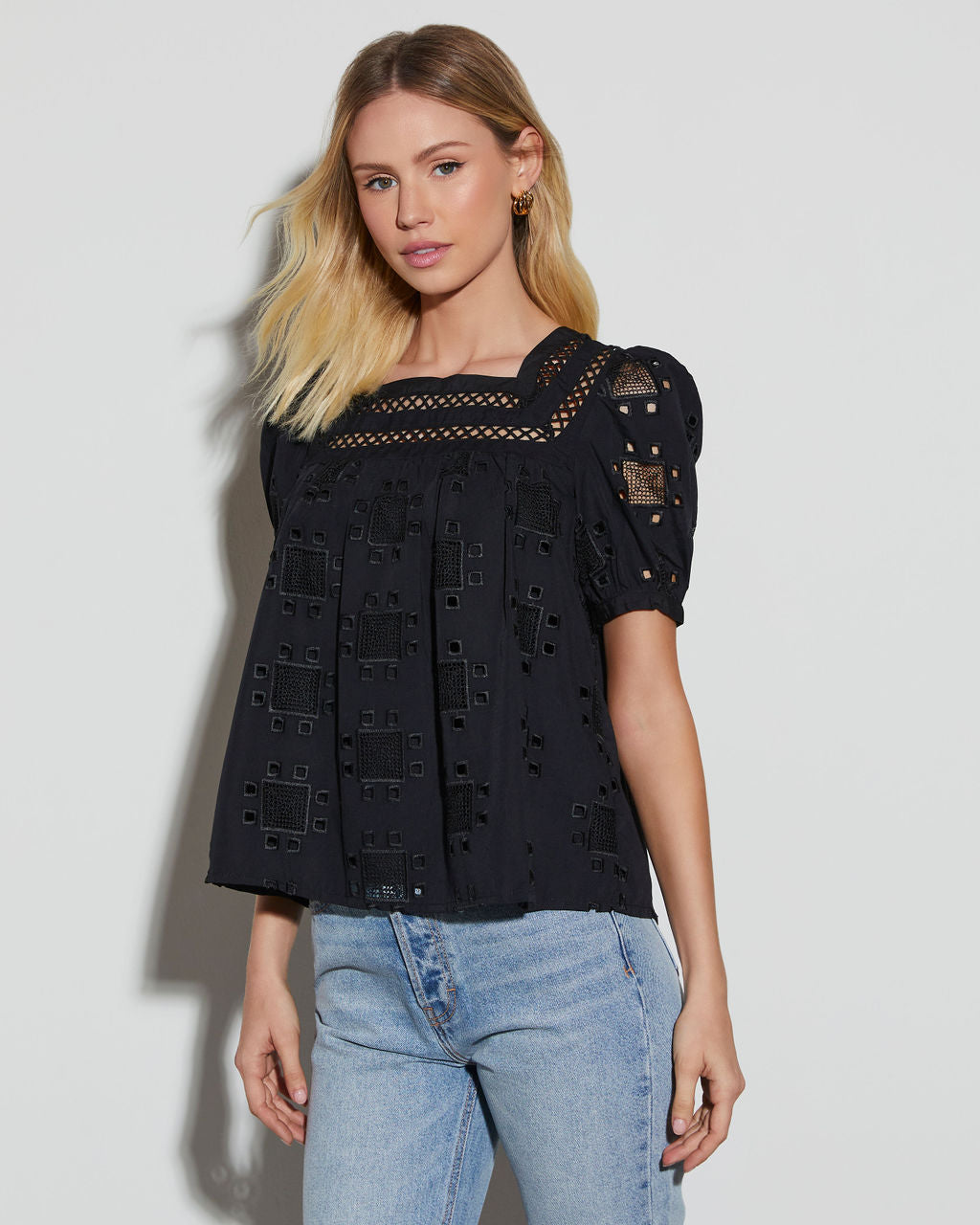 {product_title} - {shop_name}