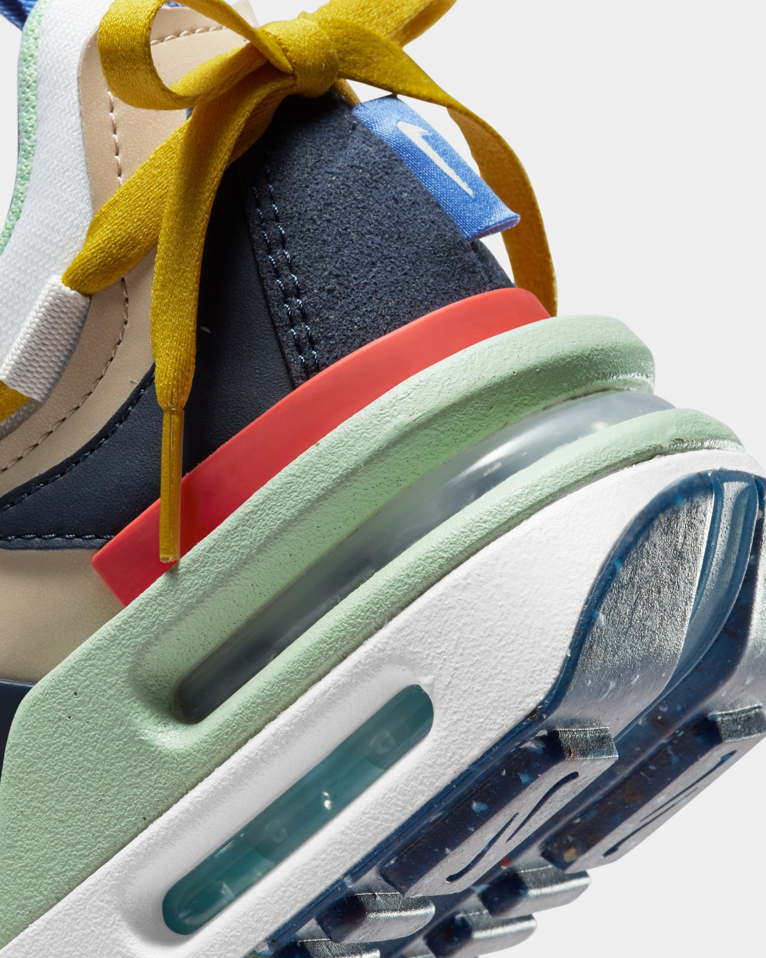 Nike Women's Air Max Furyosa Rattan/Summit White、mySite、zt4zffjzw