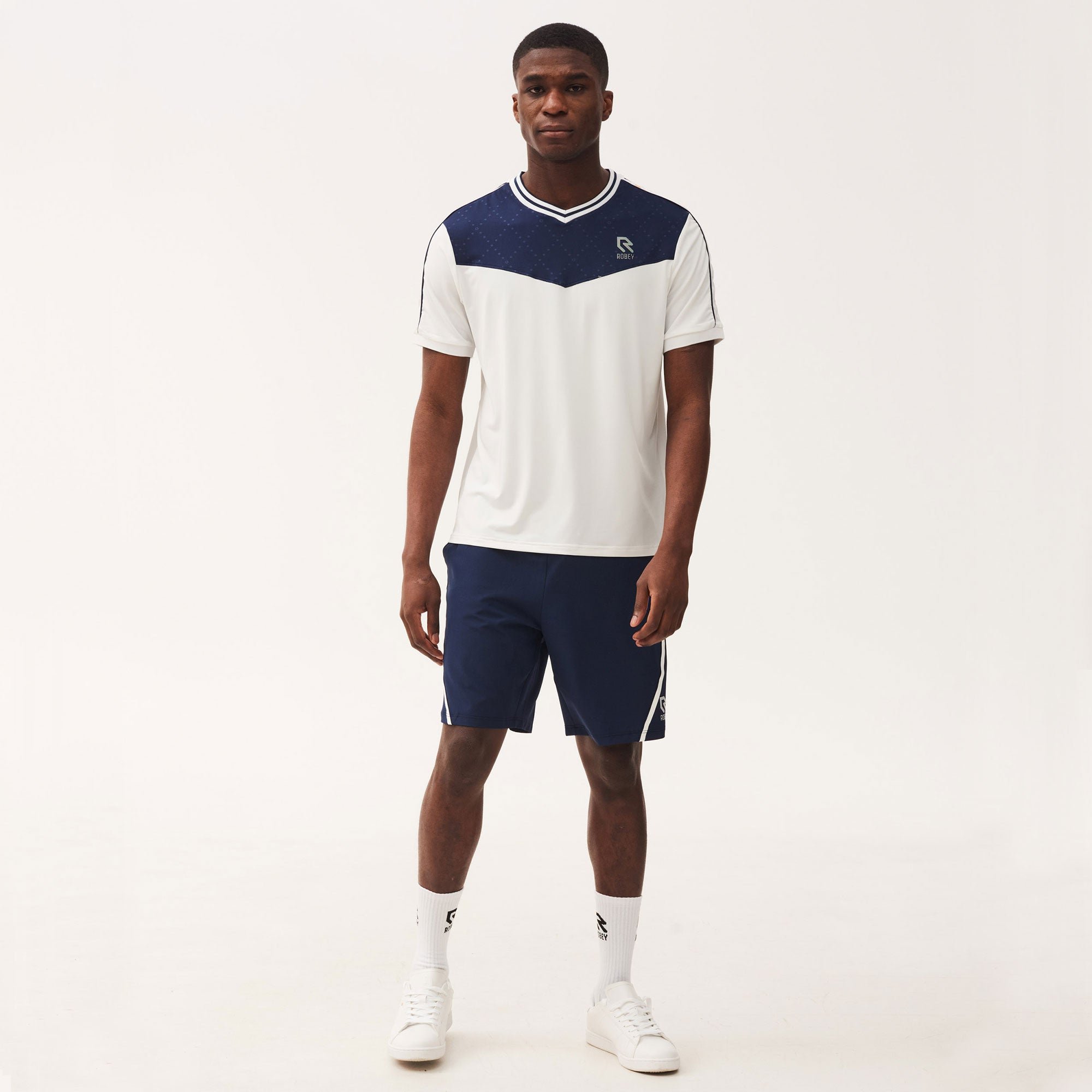 Robey Kick Men's V-Neck Tennis Shirt