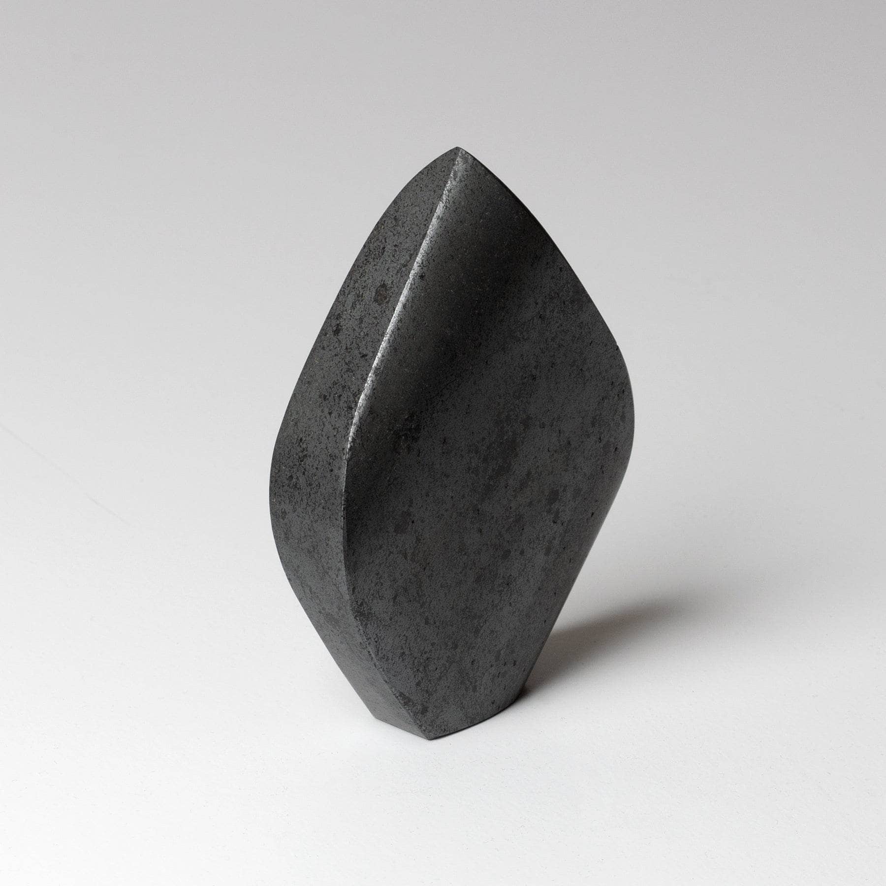 Hematite Flame Freeform Crystal、mySite、hinf8tx79