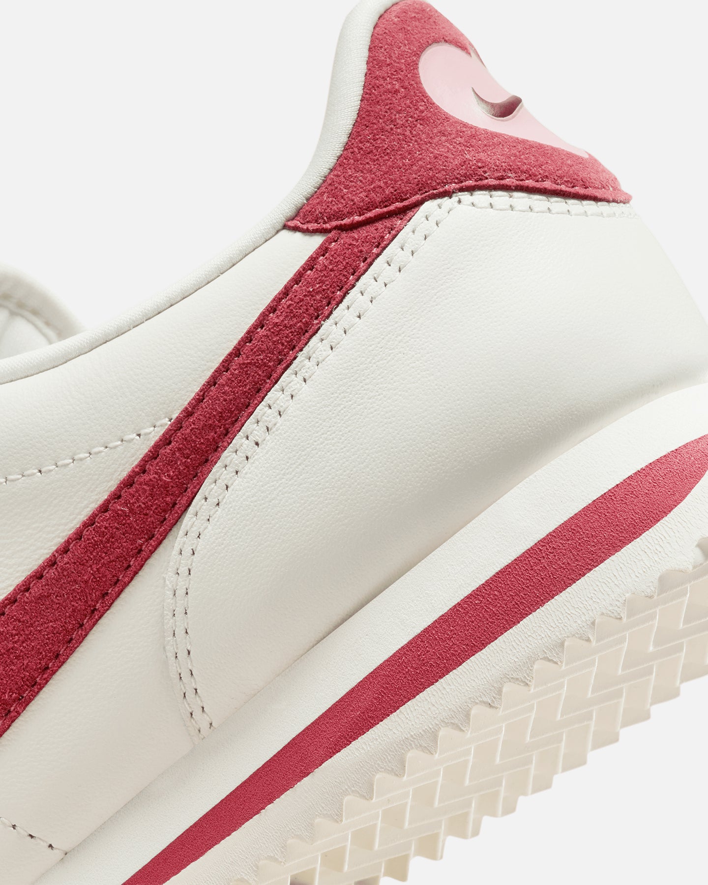 Nike Women's Cortez SE Sail/Adobe、mySite、zt4zffjzw