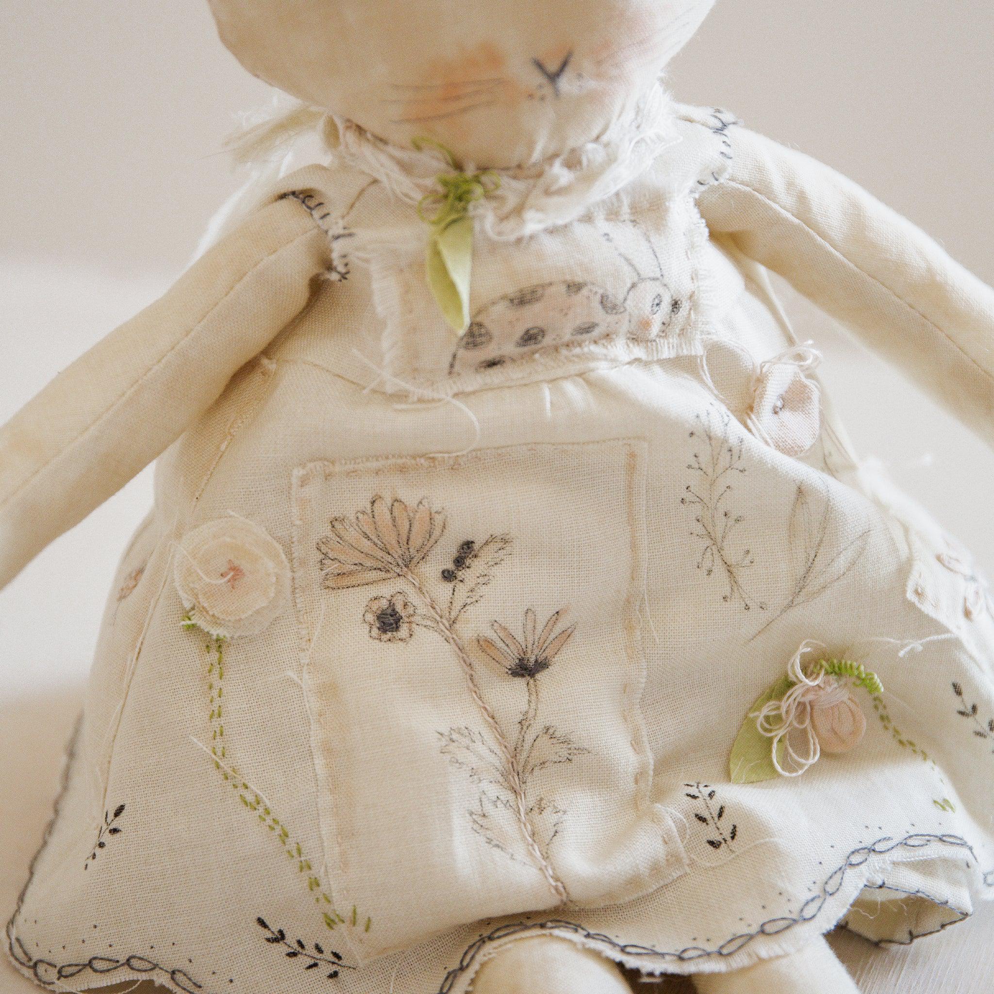 RETIRED - Hutch Studio Original - Thelma Thistle - Hand-Crafted Cotton Bunny、mySite、g9winljtr
