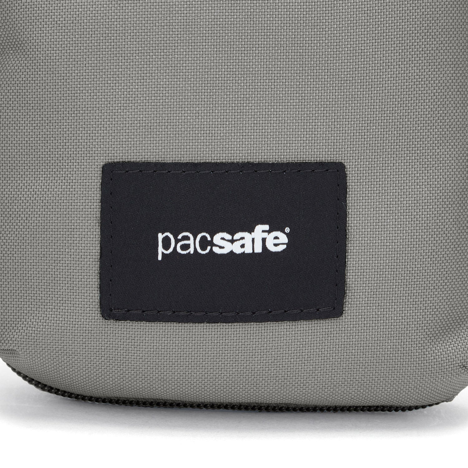 Pacsafe® GO anti-theft tech crossbody、mySite、garagedoors4me