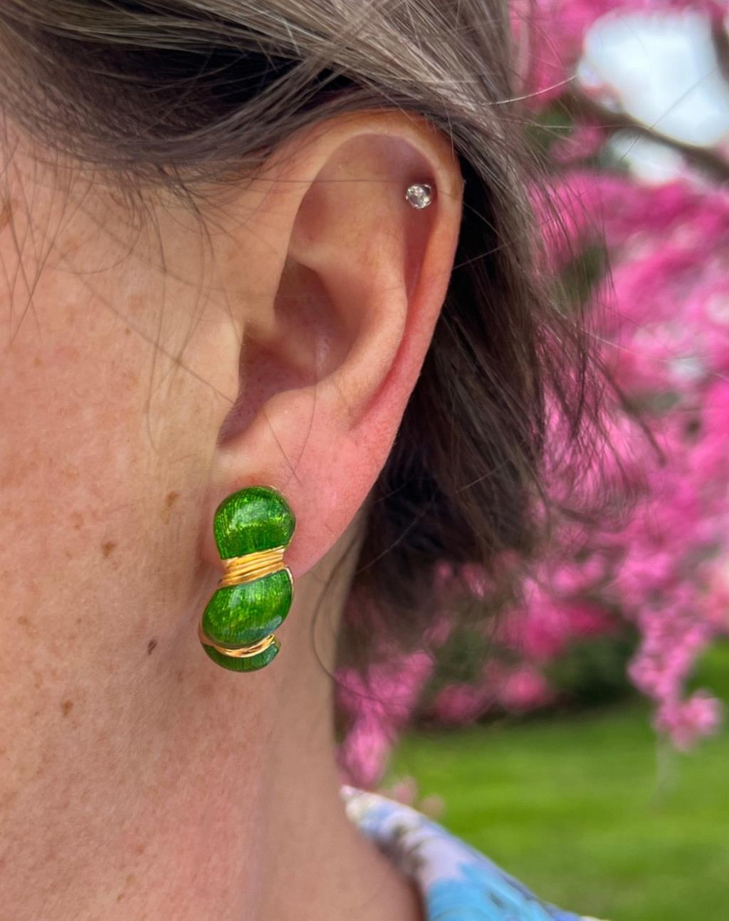  Estate 18K Yellow Gold Green Enamel Clip On Hoop Earrings