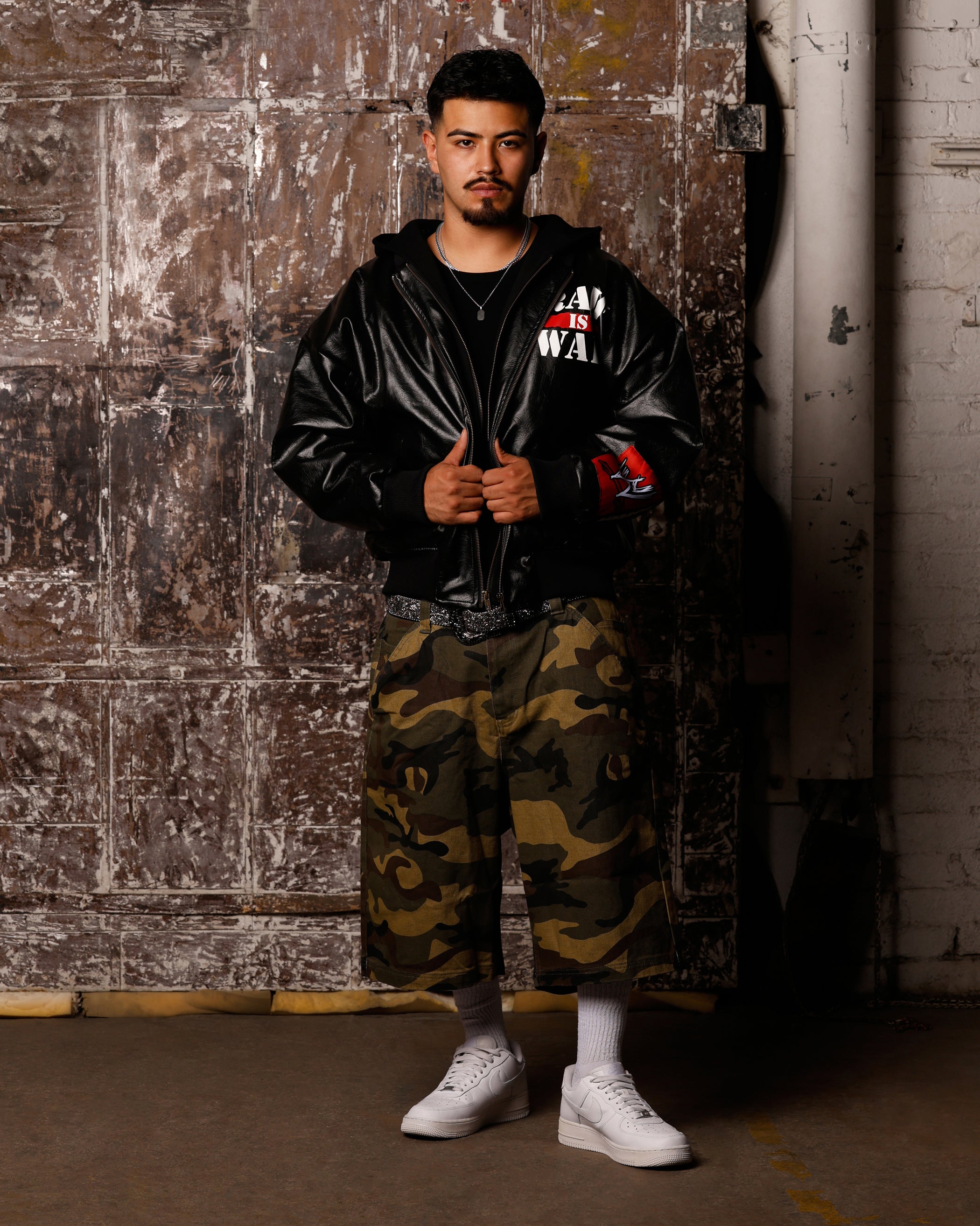 Loiter X WWE Raw Is War Jacket Black、mySite、zt4zffjzw