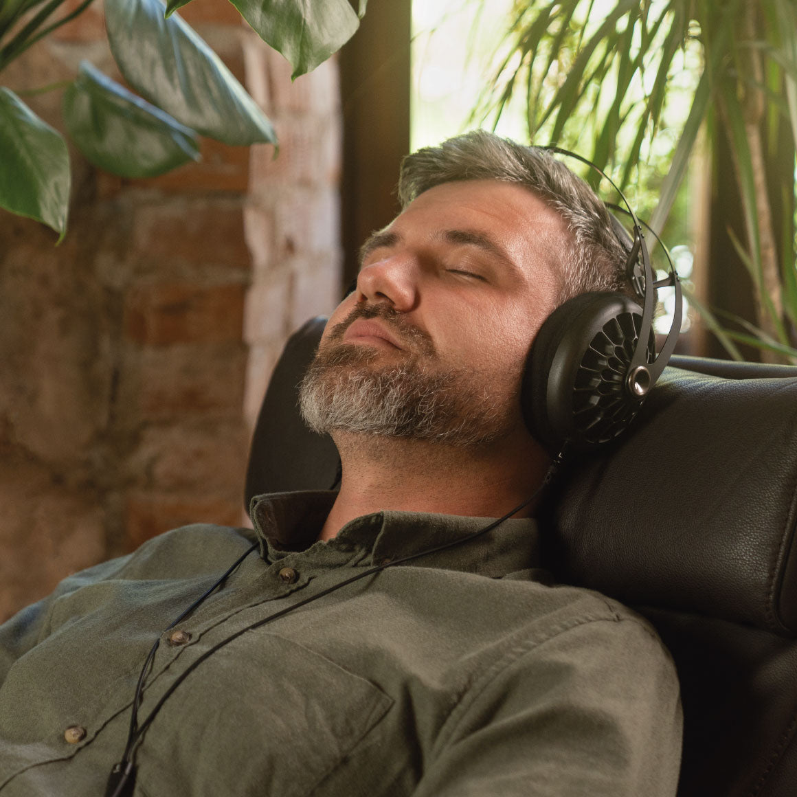  Meze - 105 AER、mySite、merchandisen