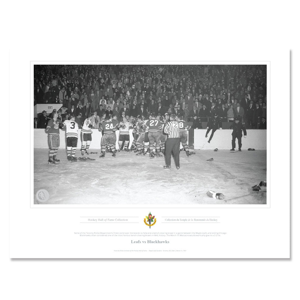 Toronto Maple Leafs Memorabilia - Hockey Brawl Black & White Classic - 12 x 16 Print