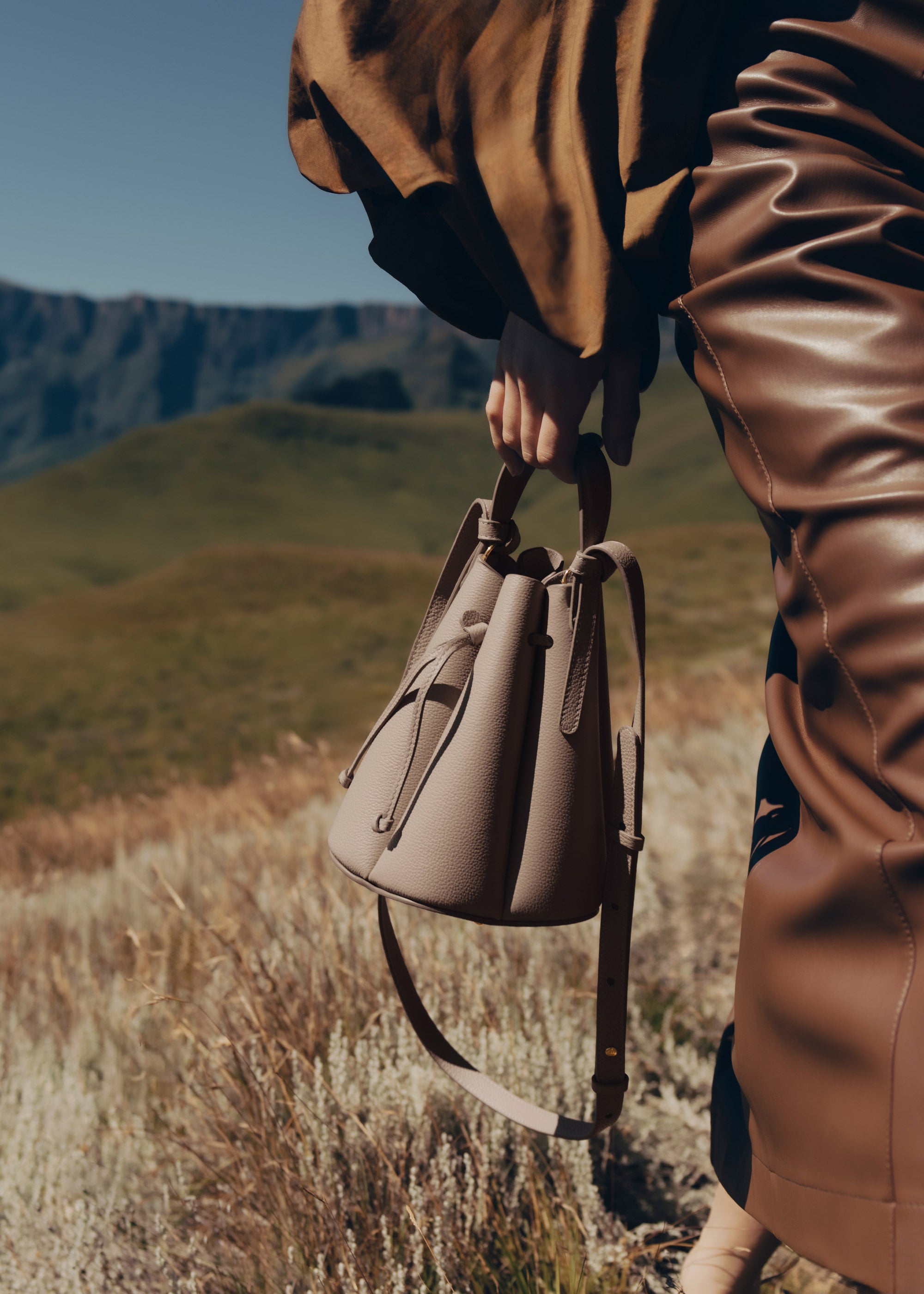 Num茅ro Huit Mini - Taupe Grain茅、mySite、camillekostekn