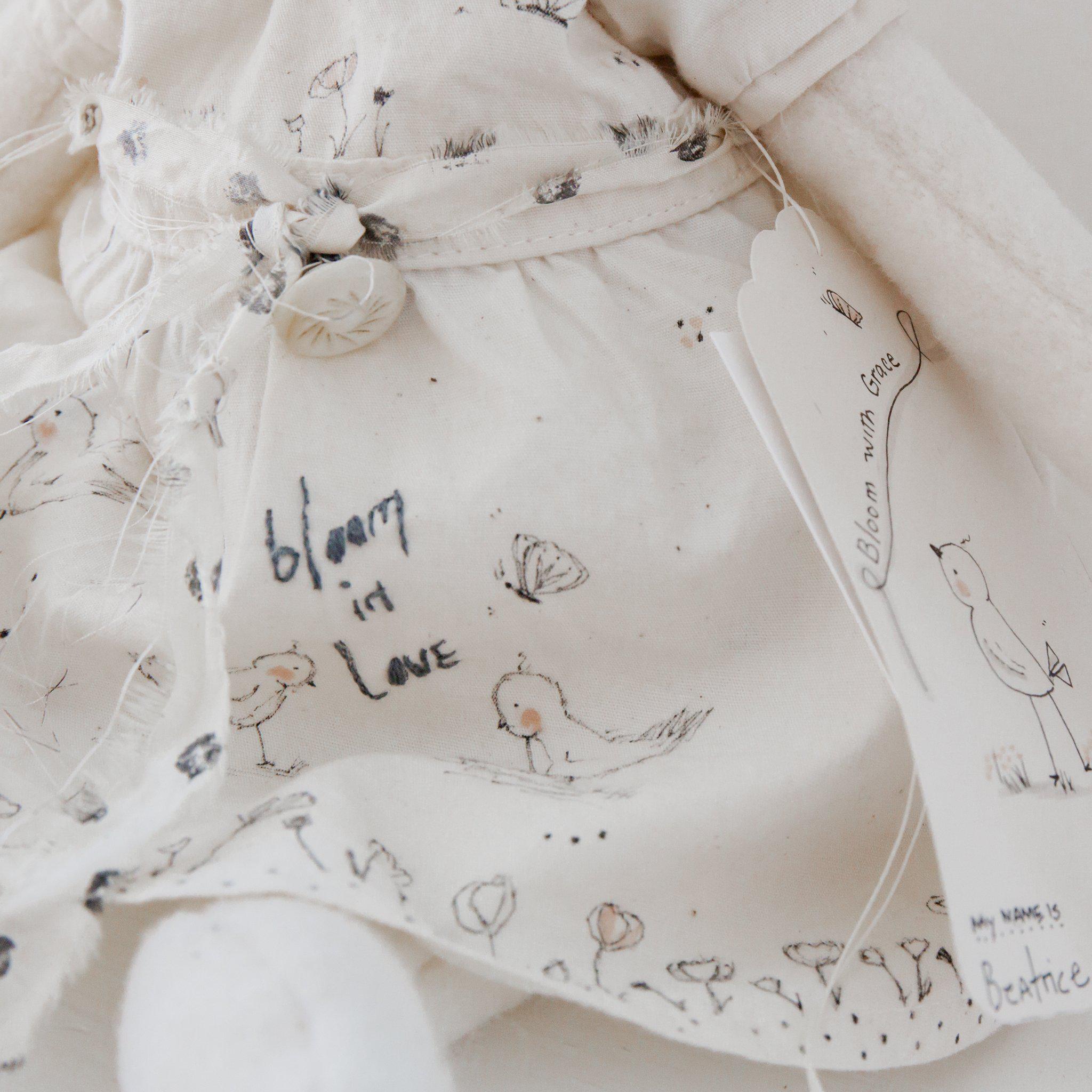 RETIRED - Hutch Studio Original - Beatrice Bunny - One of A Kind、mySite、g9winljtr