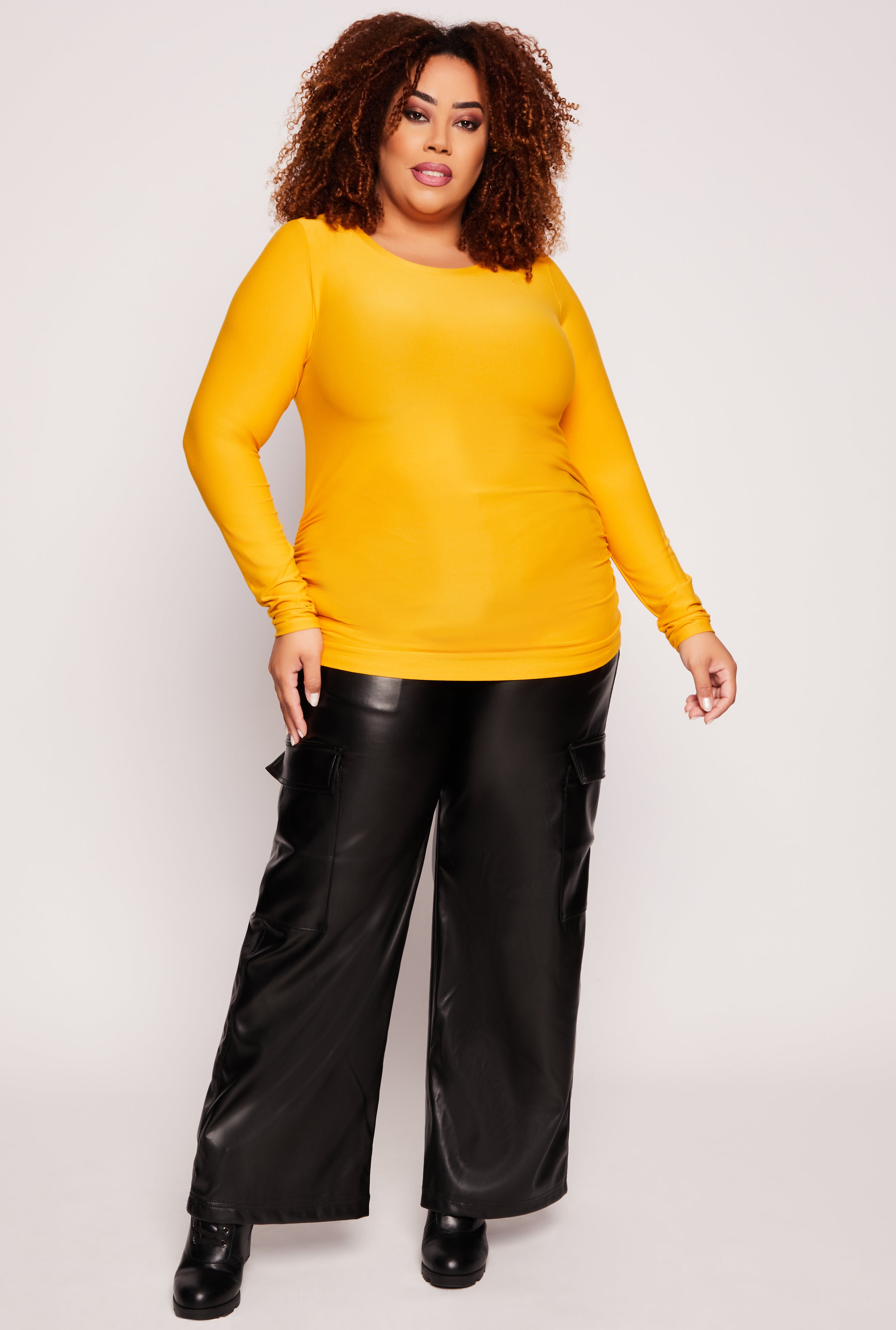 Plus Size Ruched Side Long Sleeve Top、mySite、camillekostekn