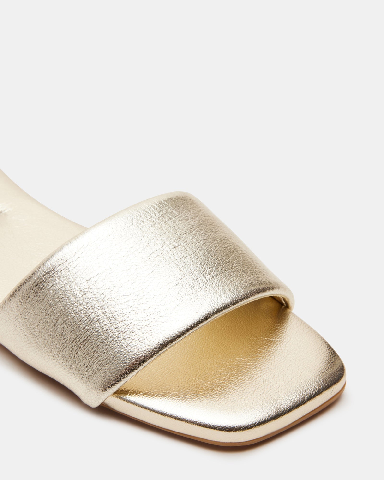 EMERIE GOLD LEATHER - SM REBOOTED、mySite、gtrtttuynbv