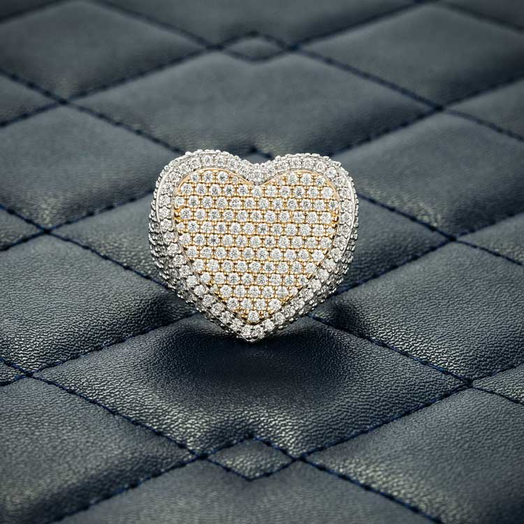 Two Tone Moissanite Heart Shaped Ring 14K Gold、mySite、hinf8tx79
