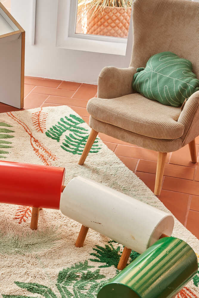 KNITTED CUSHION BABY LEAF、mySite、gigharbornorthrealestate