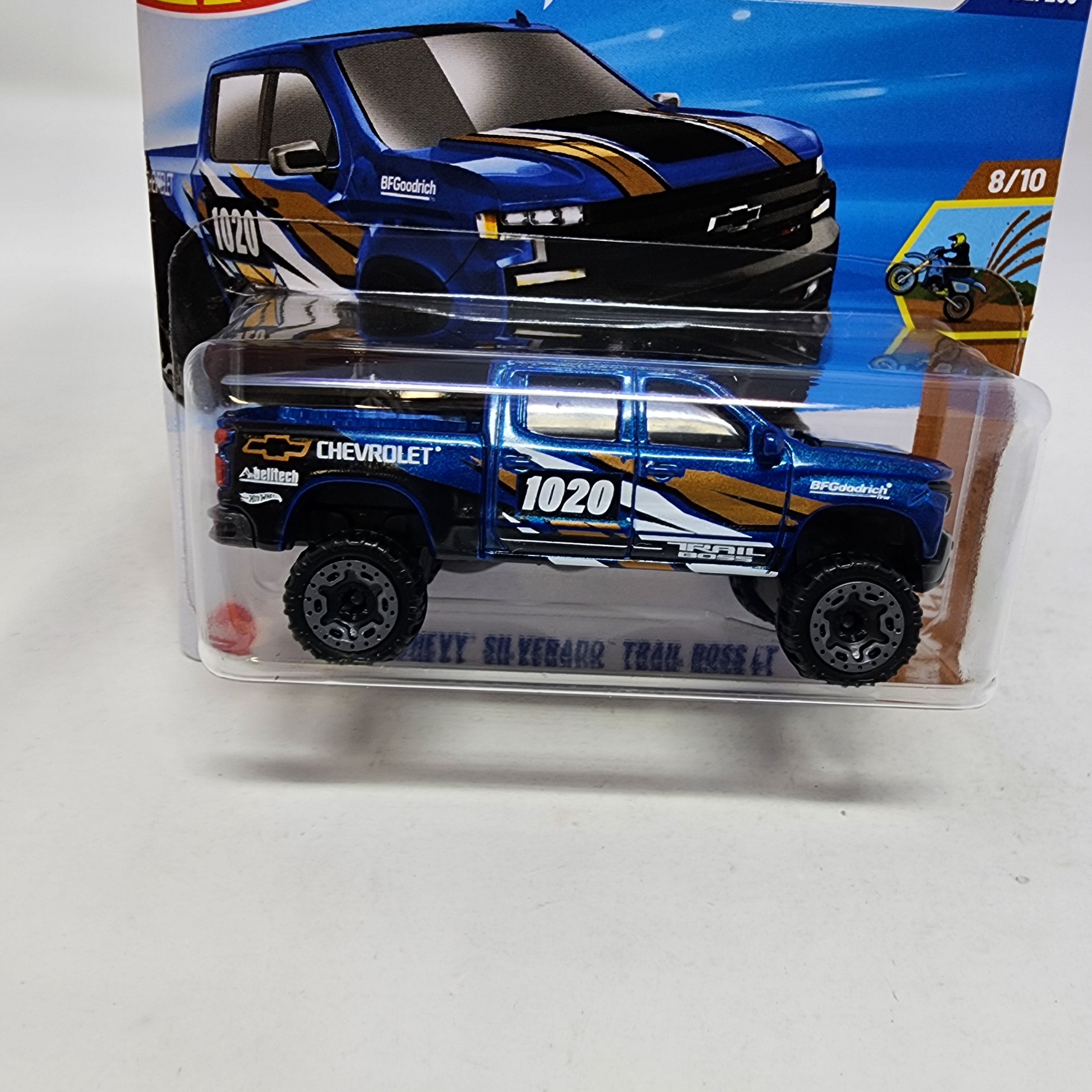 '19 Chevy Silverado Trail Boss LT #152 * Blue * 2025 Hot Wheels NEW! J Case Short Card、mySite、hgirdovlk