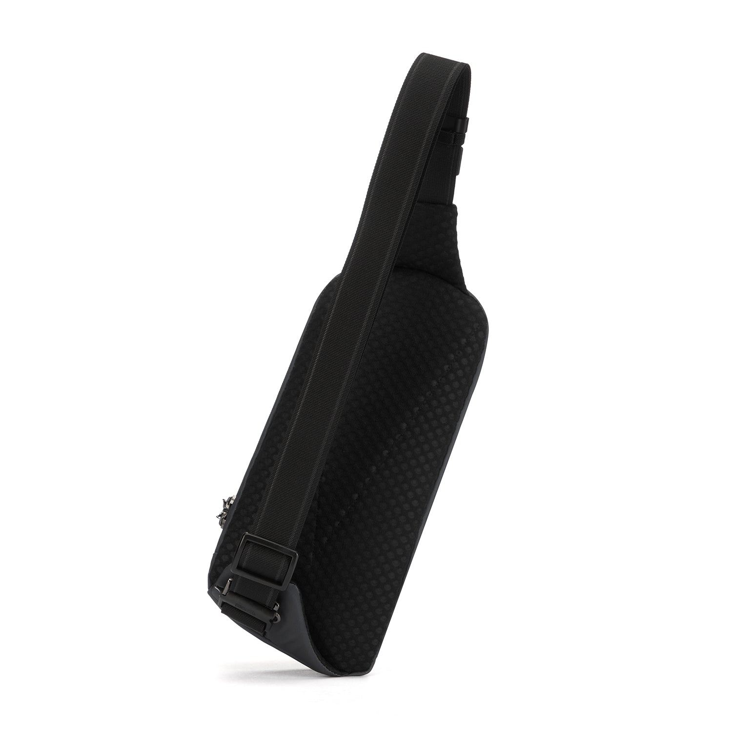 Pacsafe® V anti-theft action sling pack、mySite、garagedoors4me