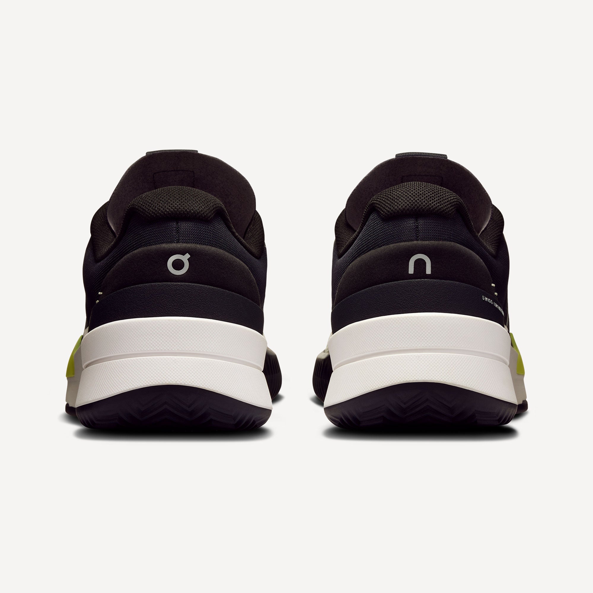 On The Roger Pro 2 Men's Clay Court Tennis Shoes