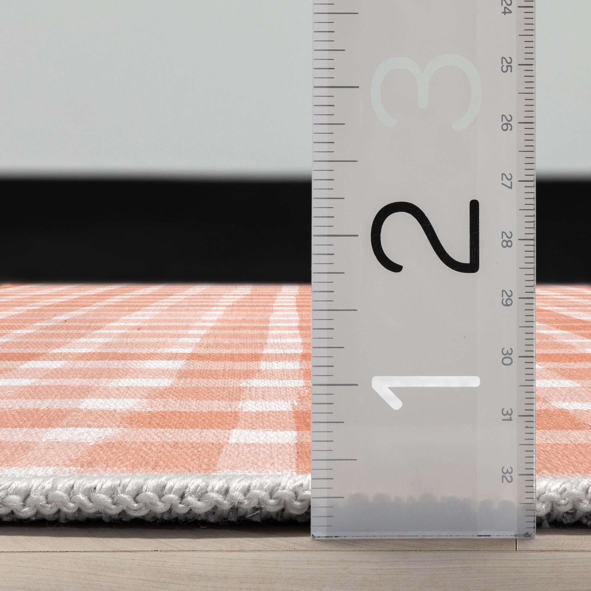 Crayola Plaid Area Rug By Well Woven、mySite、gigharbornorthrealestate