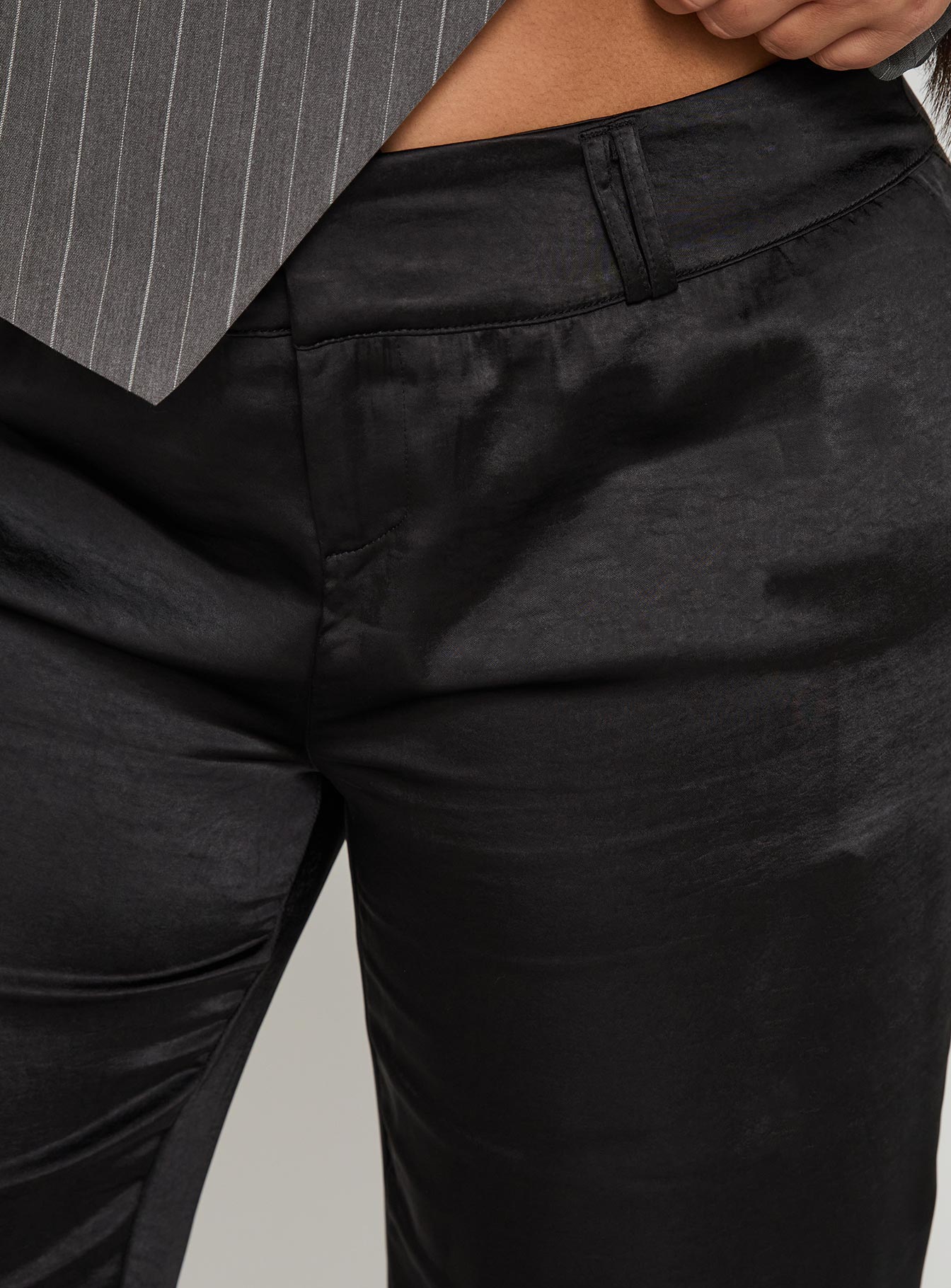 First Place Low Rise Satin Pant Black Curve、mySite、solidvoid