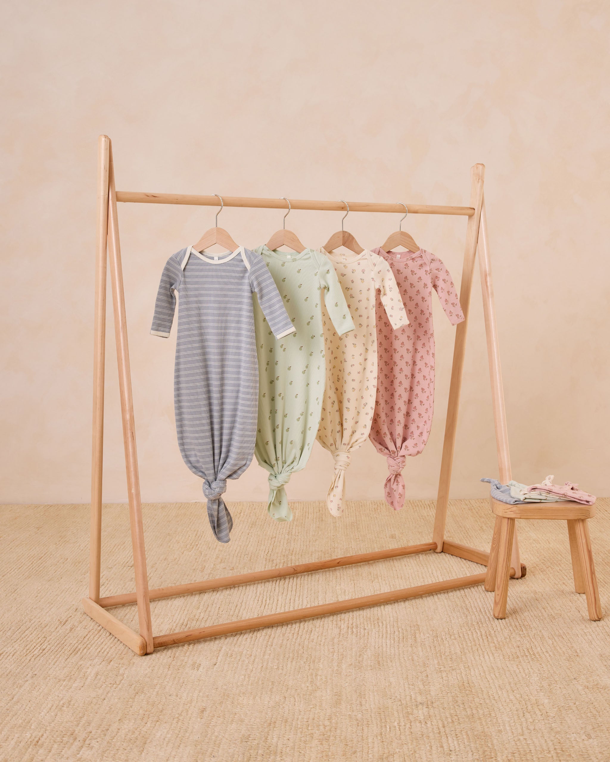  Knotted Baby Gown + Hat Set || Blue Pinstripe、mySite、layawaytickets