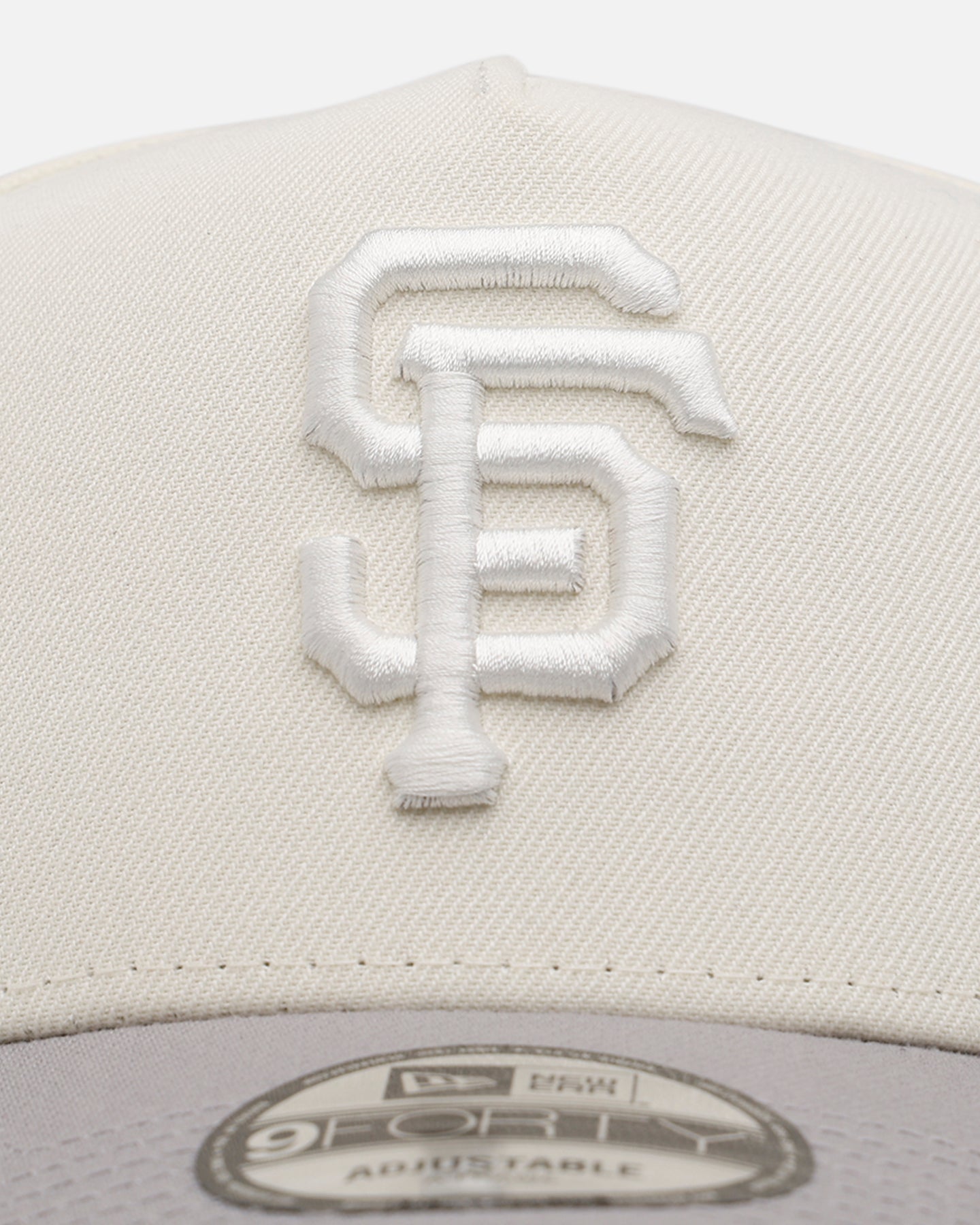 New Era San Francisco Giants 'Too Clean' 9FORTY A-Frame Snapback Chrome、mySite、zt4zffjzw