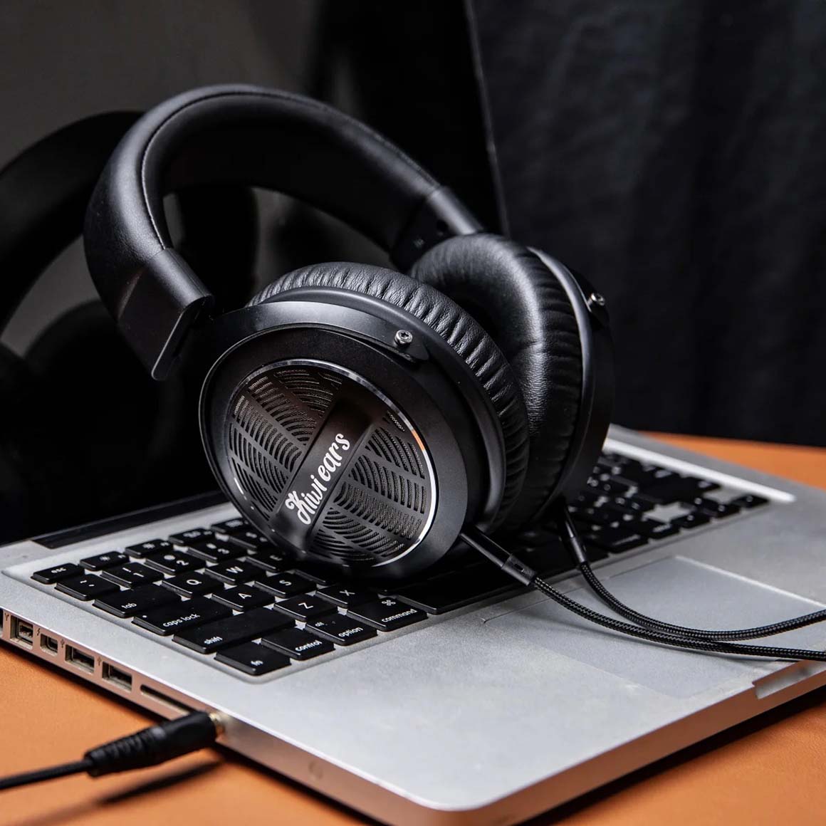  Kiwi Ears - Ellipse、mySite、merchandisen