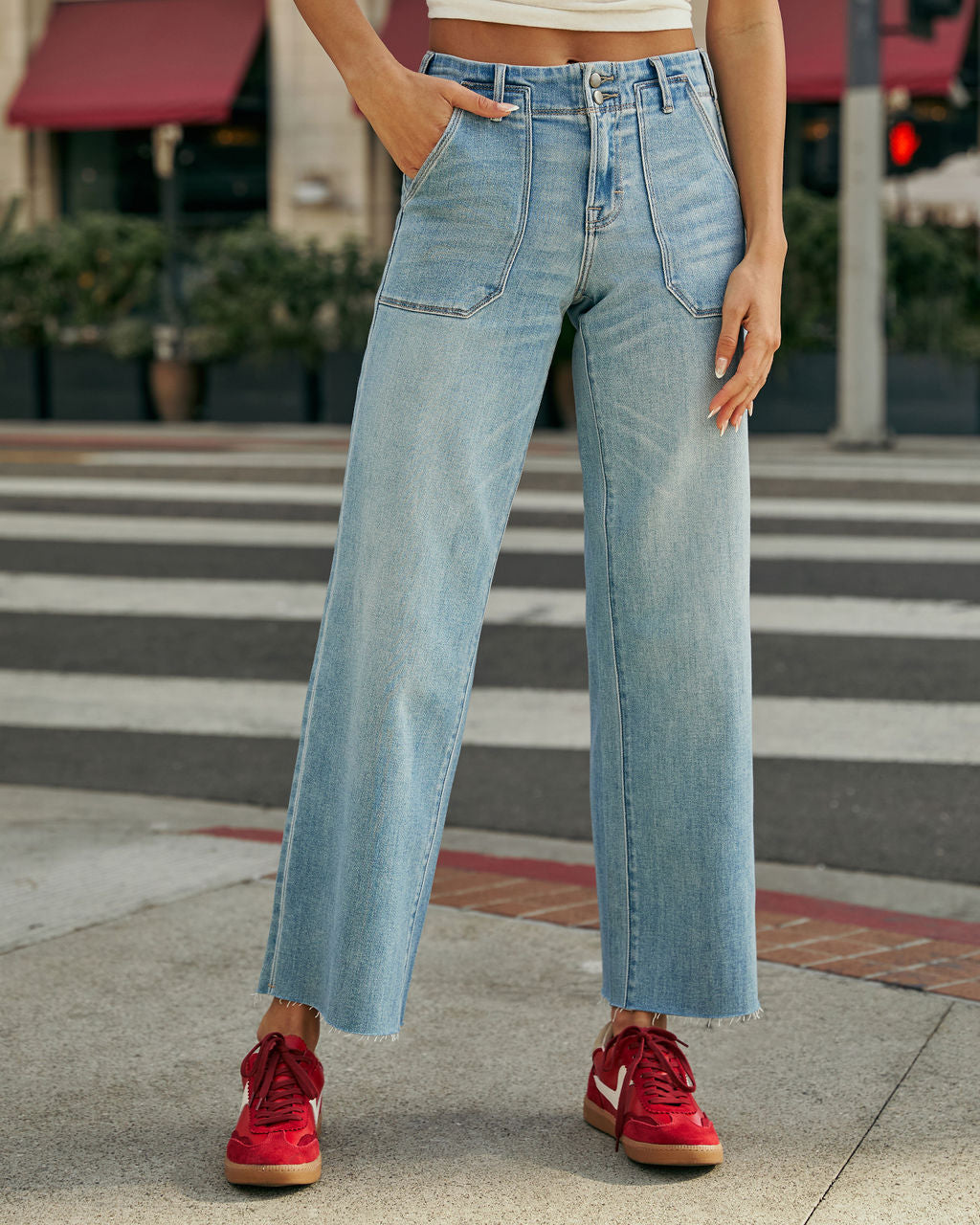 {product_title} - {shop_name}