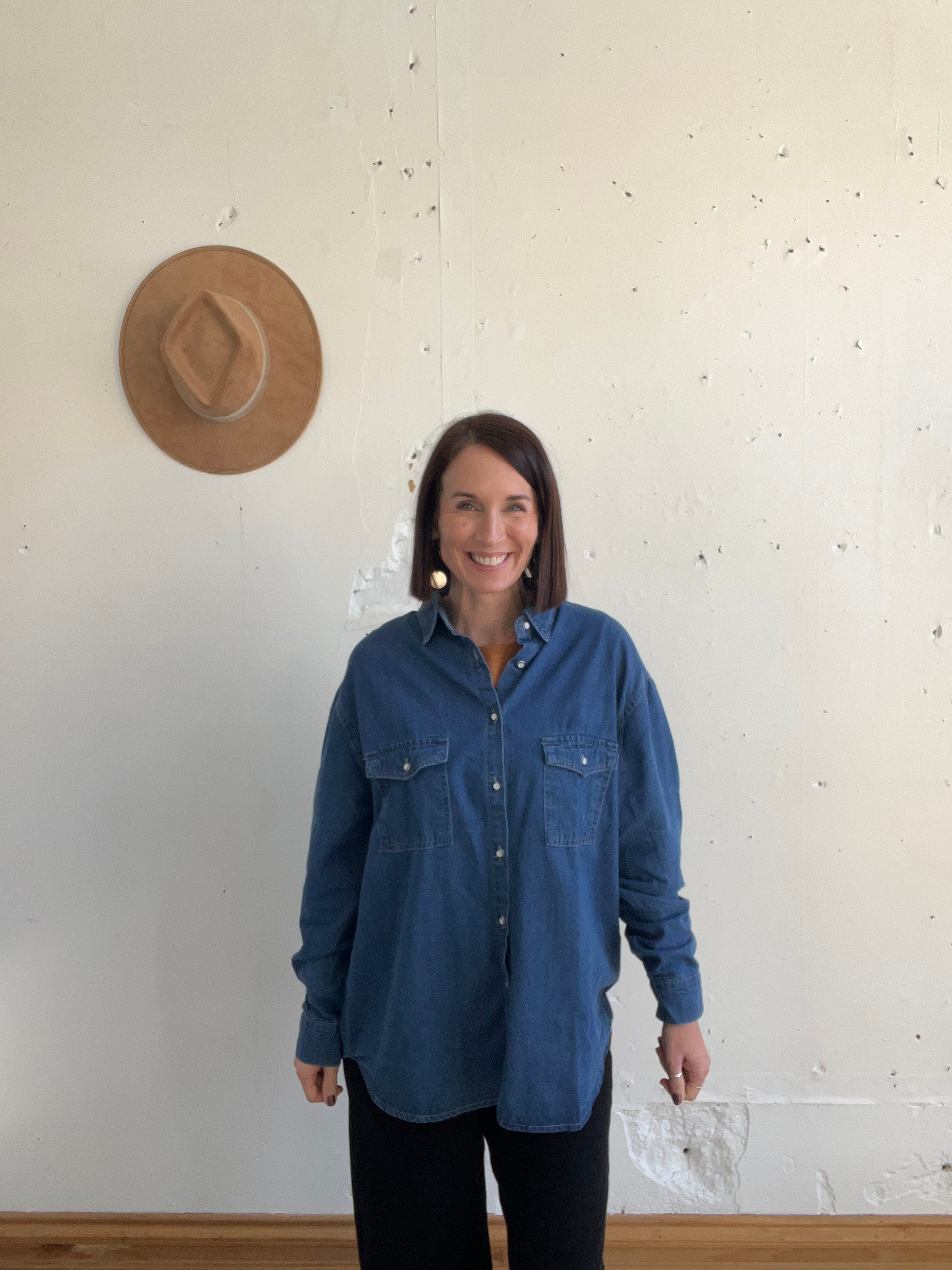 Laura’s Denim Button Down、mySite、garagedoors4me