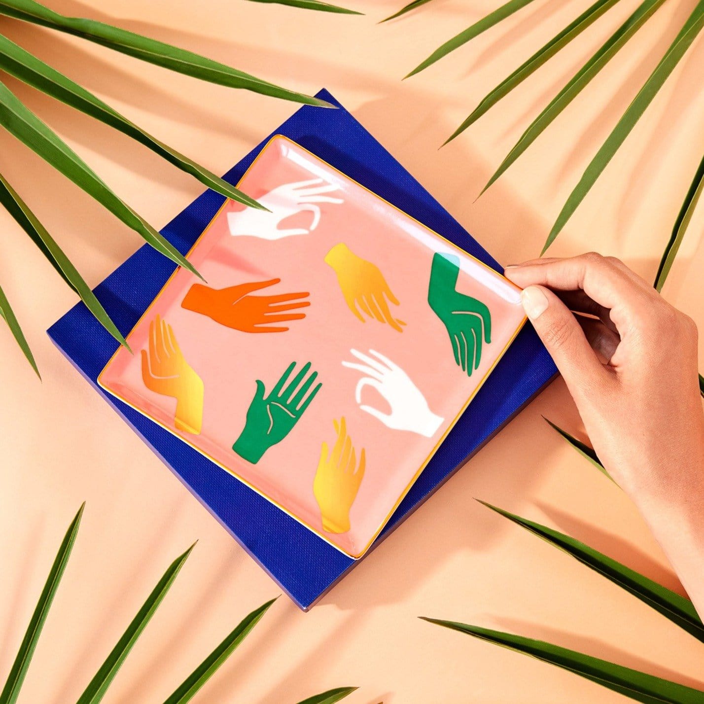 Ceramic Hamsa Tray by Octaevo - Pink、mySite、topwebapps